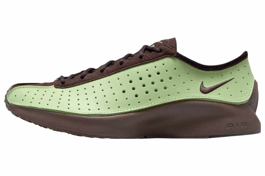 nike superfly sneaker in green