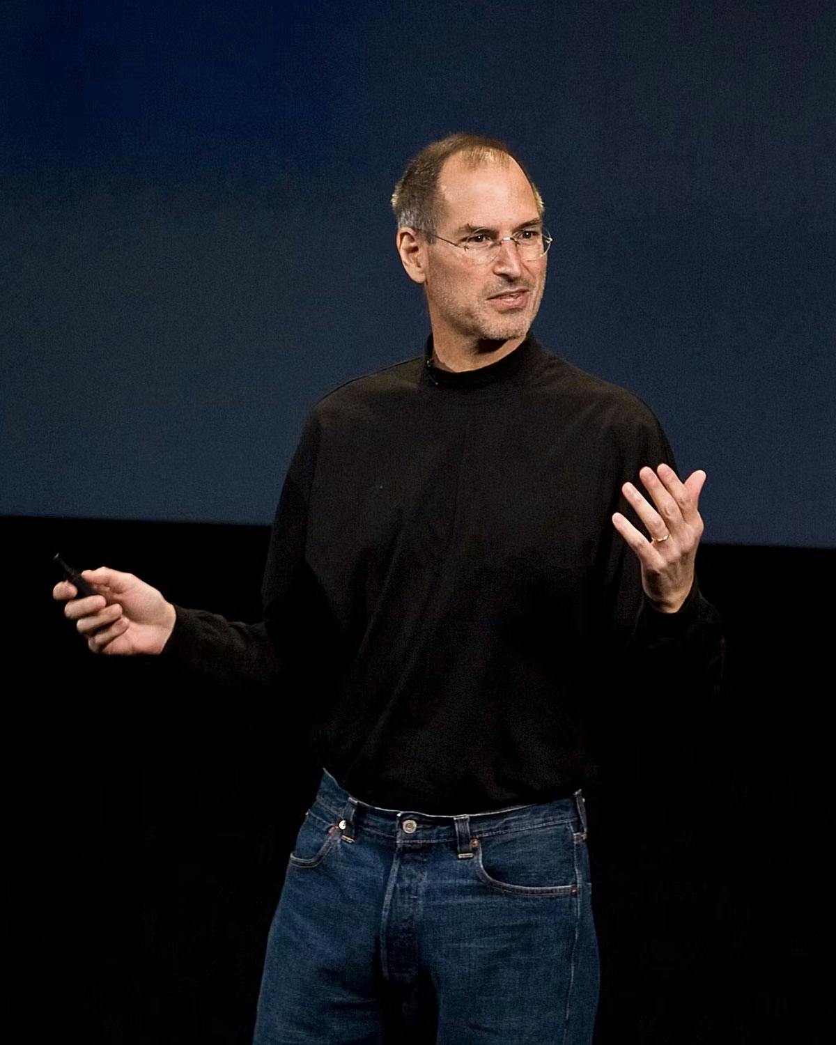 steve-jobs-uniform