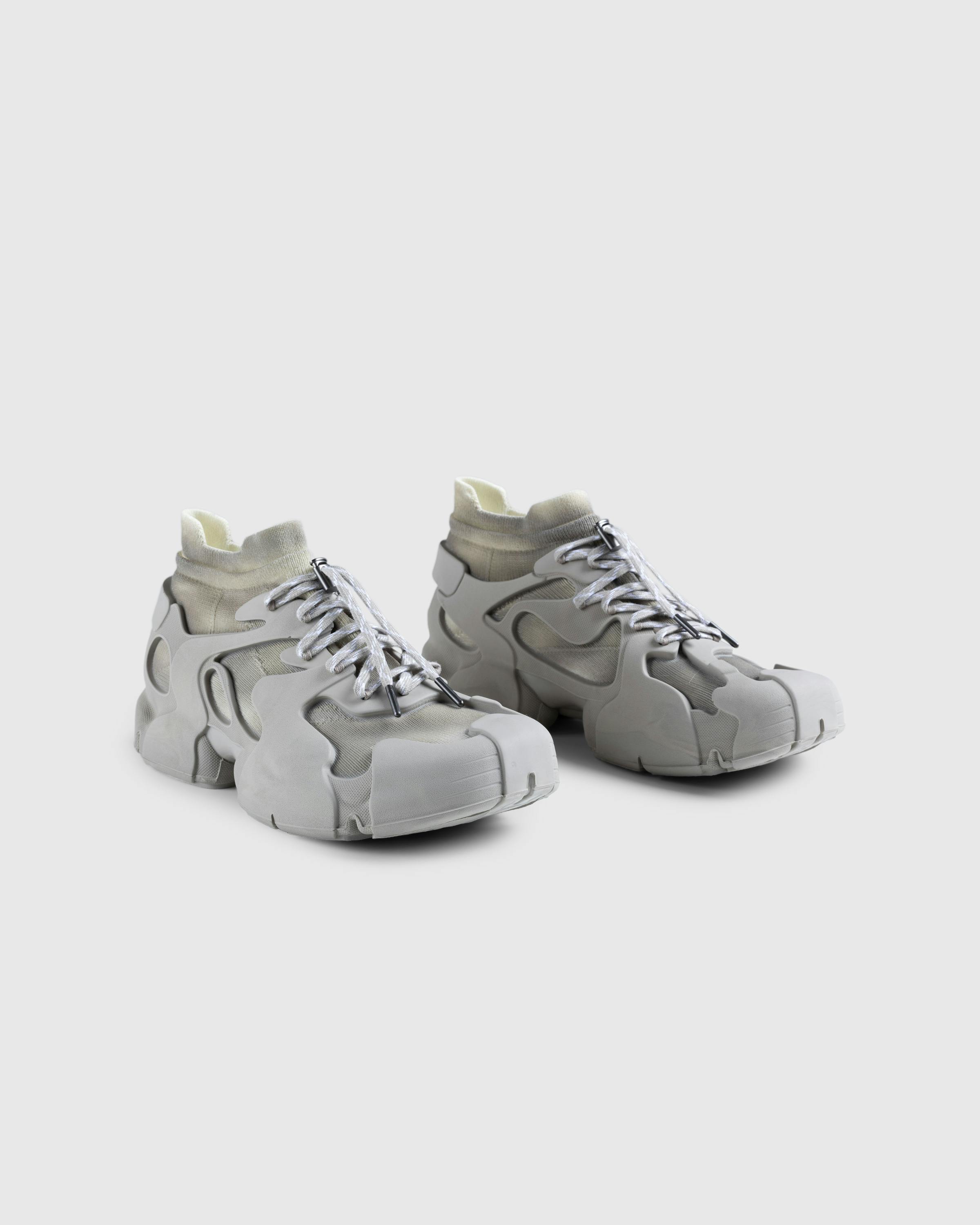 CAMPERLAB – Tossu - Low Top Sneakers - Grey - Image 3