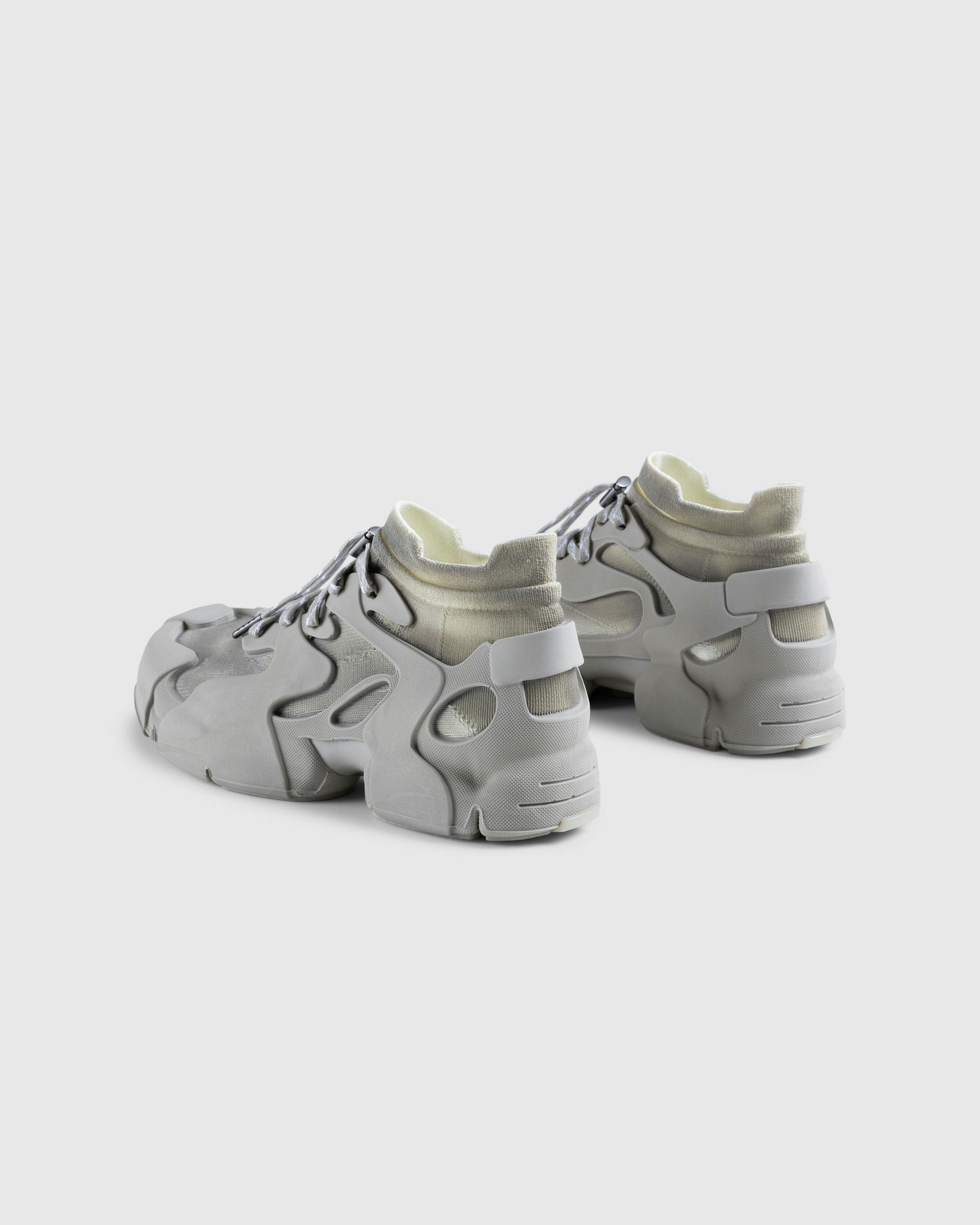 CAMPERLAB – Tossu - Low Top Sneakers - Grey - Image 4