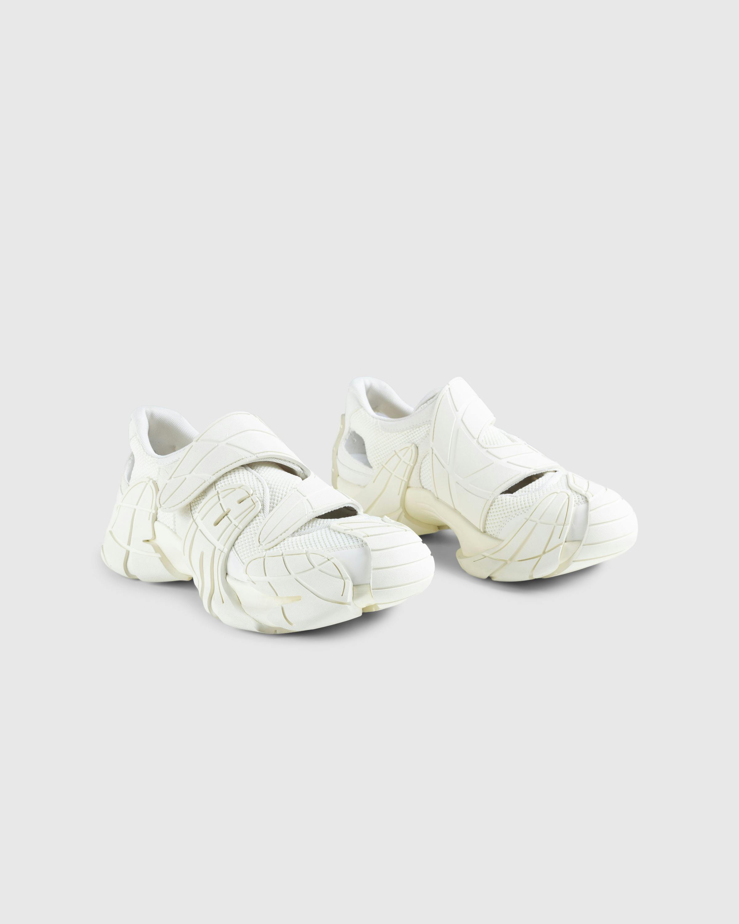 CAMPERLAB – Tormenta - Low Top Sneakers - White - Image 3