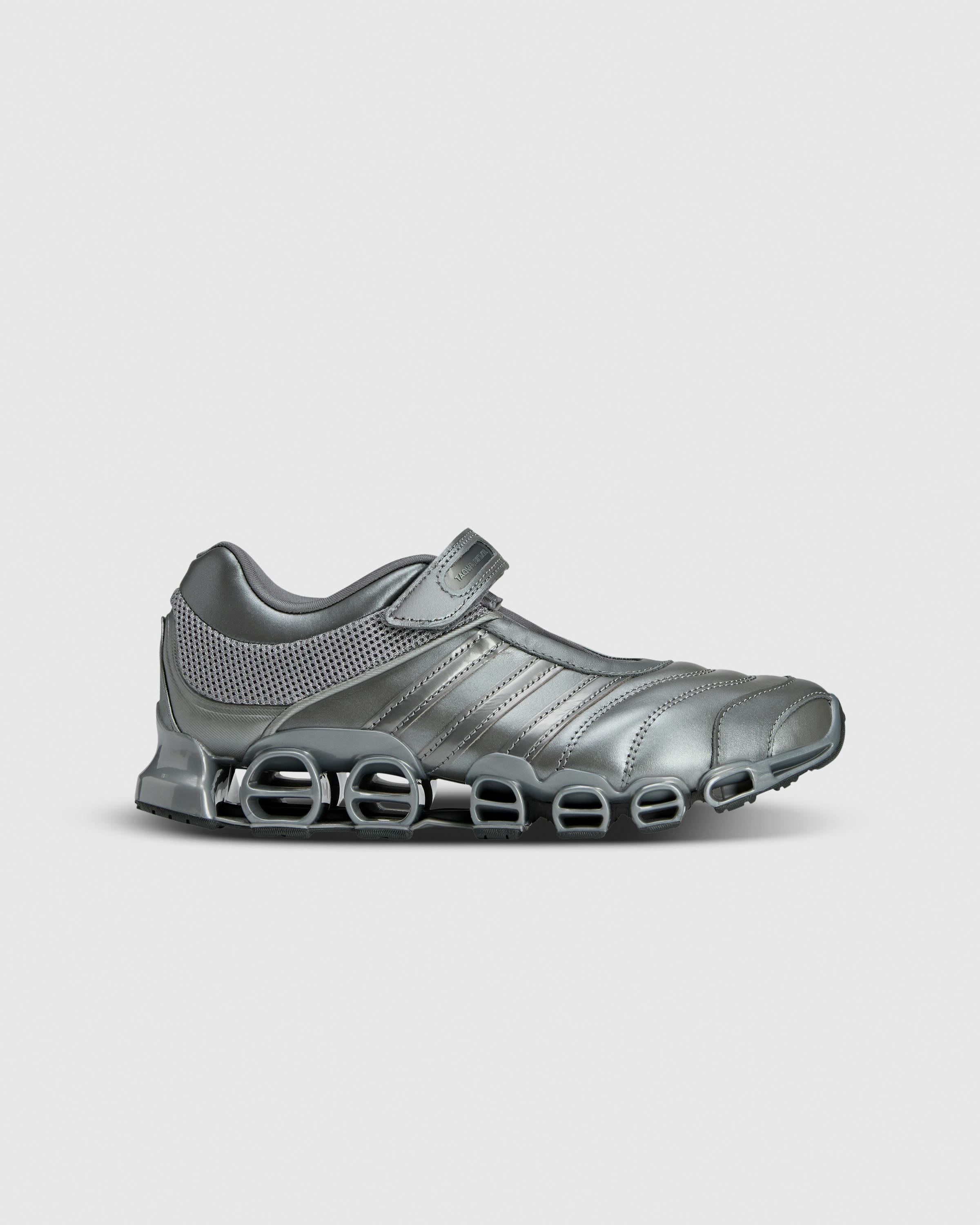 adidas – Megaride Mary-Jane Taqwa Bint Ali - Low Top Sneakers - Silver - Image 1