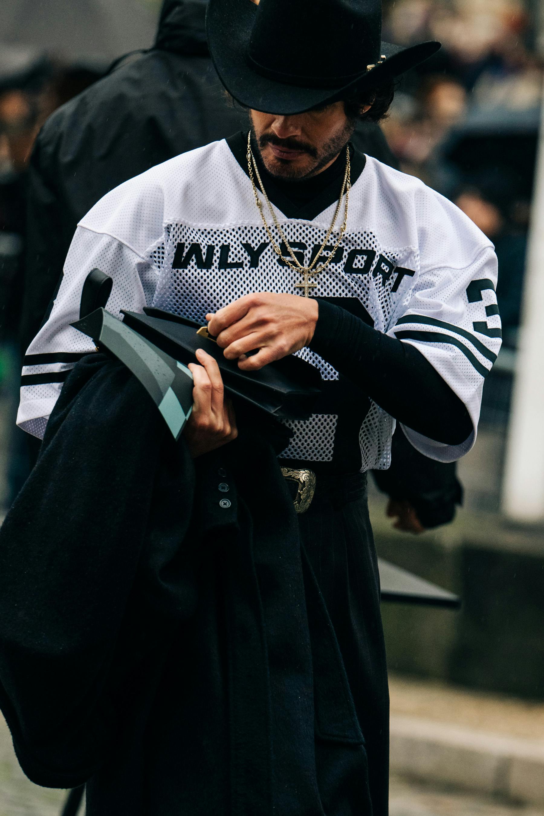 Paris Fashion Week Street Style Day 4