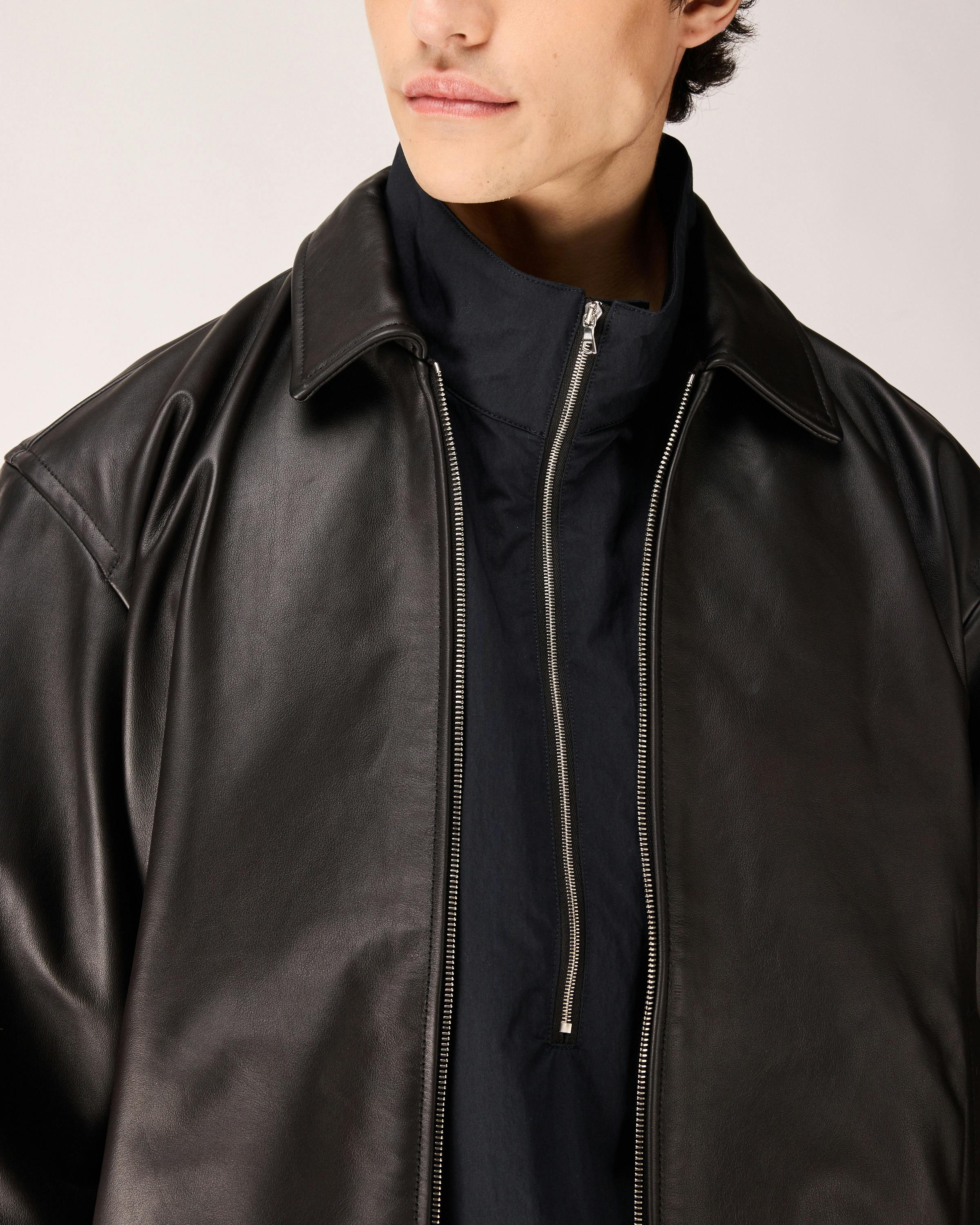 Highsnobiety HS05 – Leather Bomber - Leather Jackets - Black - Image 5