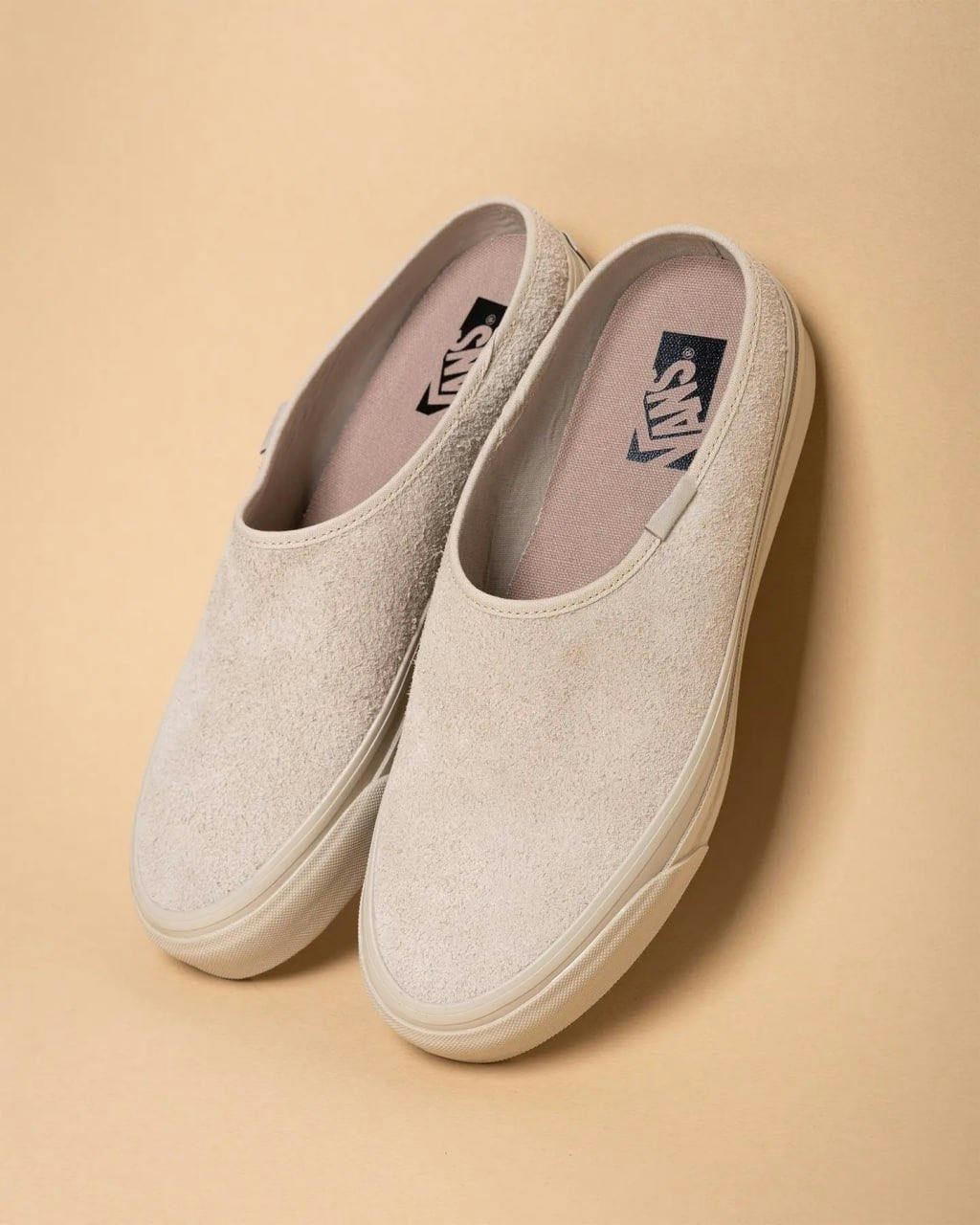 vans style 17 premium suede slip on sneaker mule