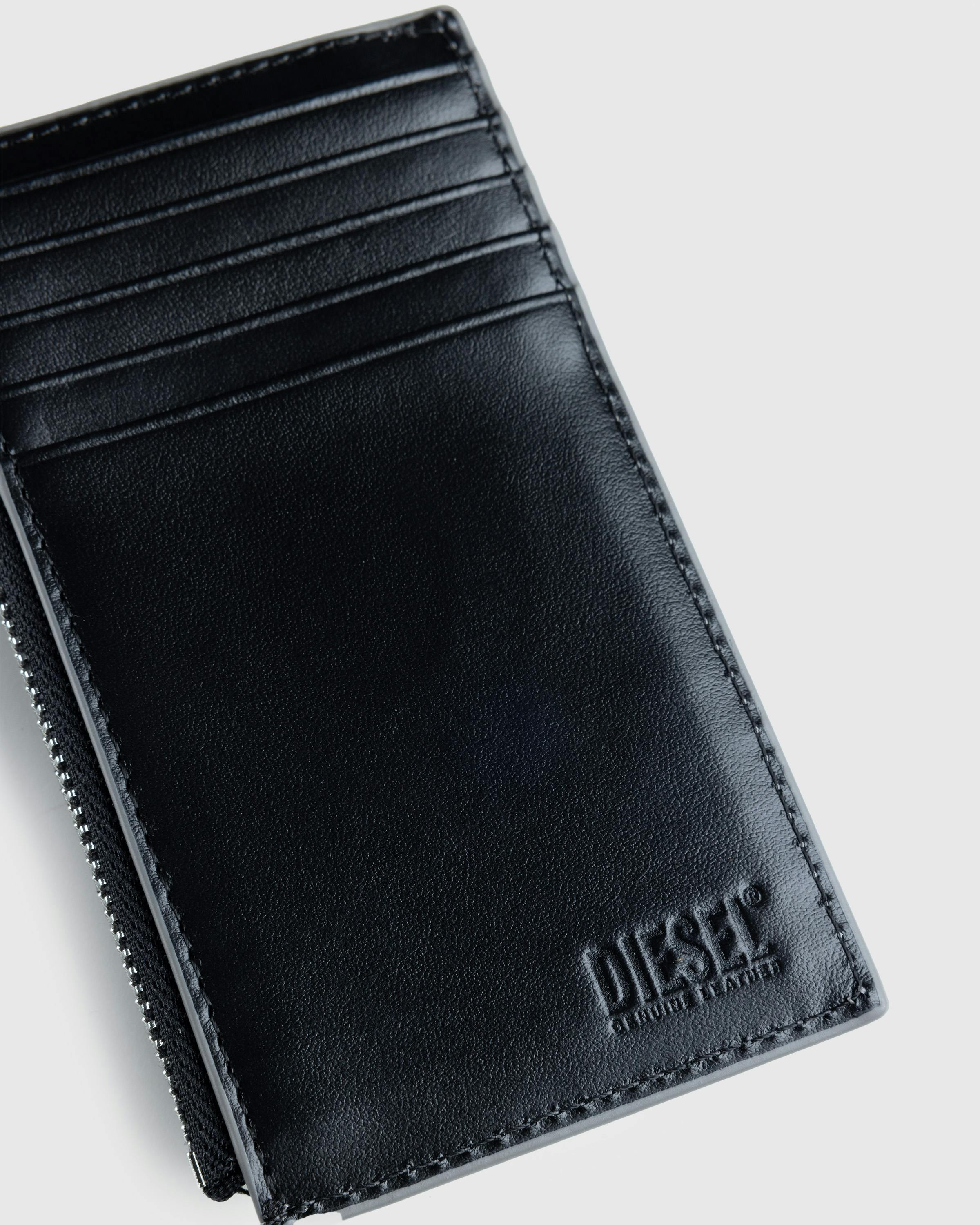 Diesel – 1Dr Card Holder Iii  - Card Holders - Silver - Image 3