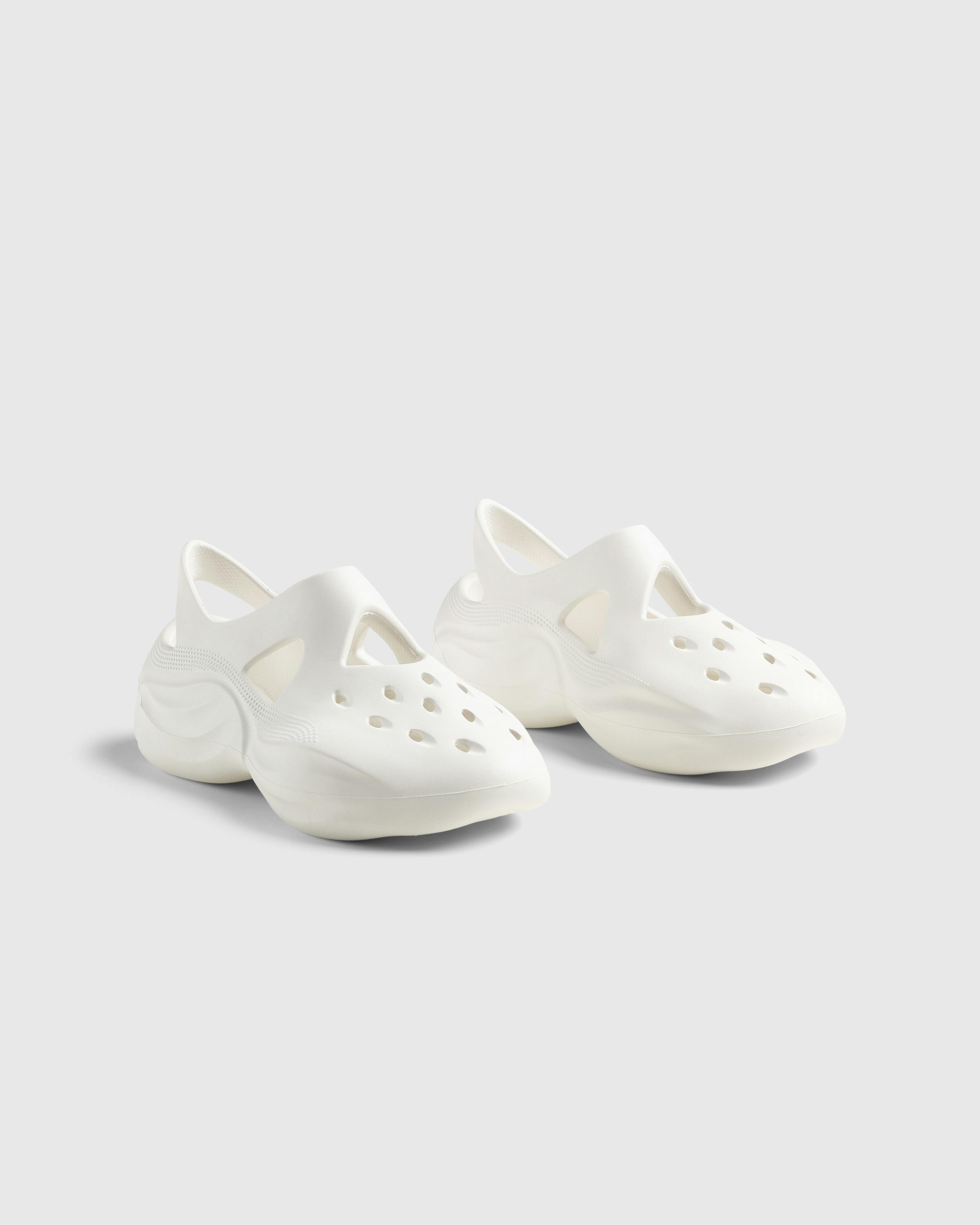 Crocs x Dingyun Zhang – Diffuser - Clogs - White - Image 3