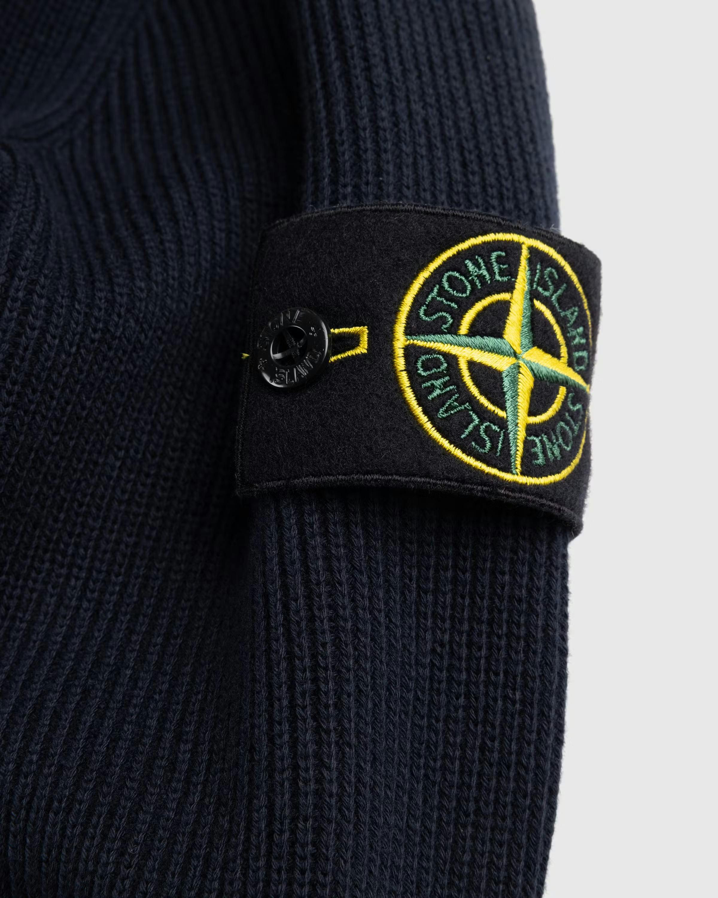 stoneisland