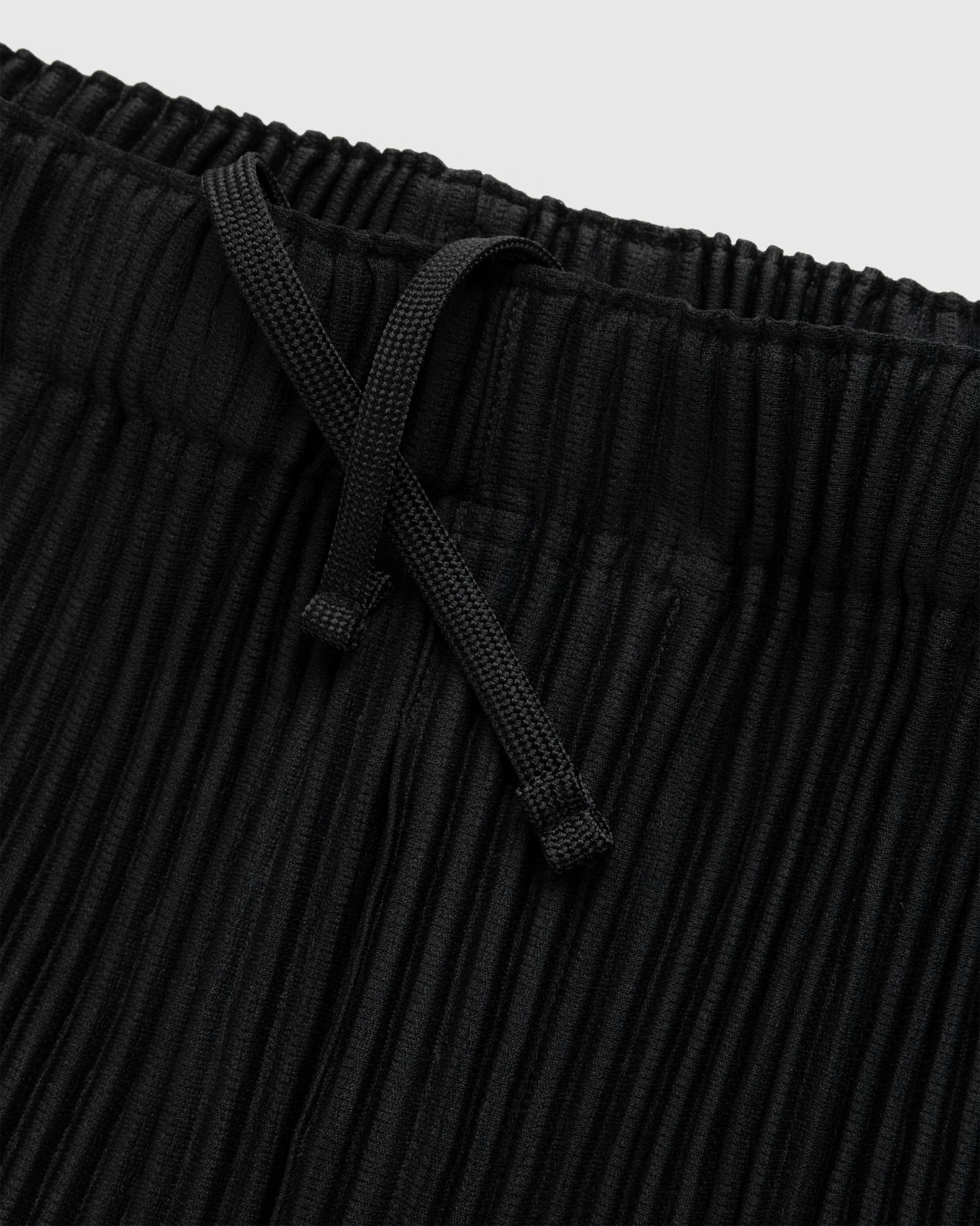 Issey Miyake – MC January Pants - Trousers - Black - Image 3