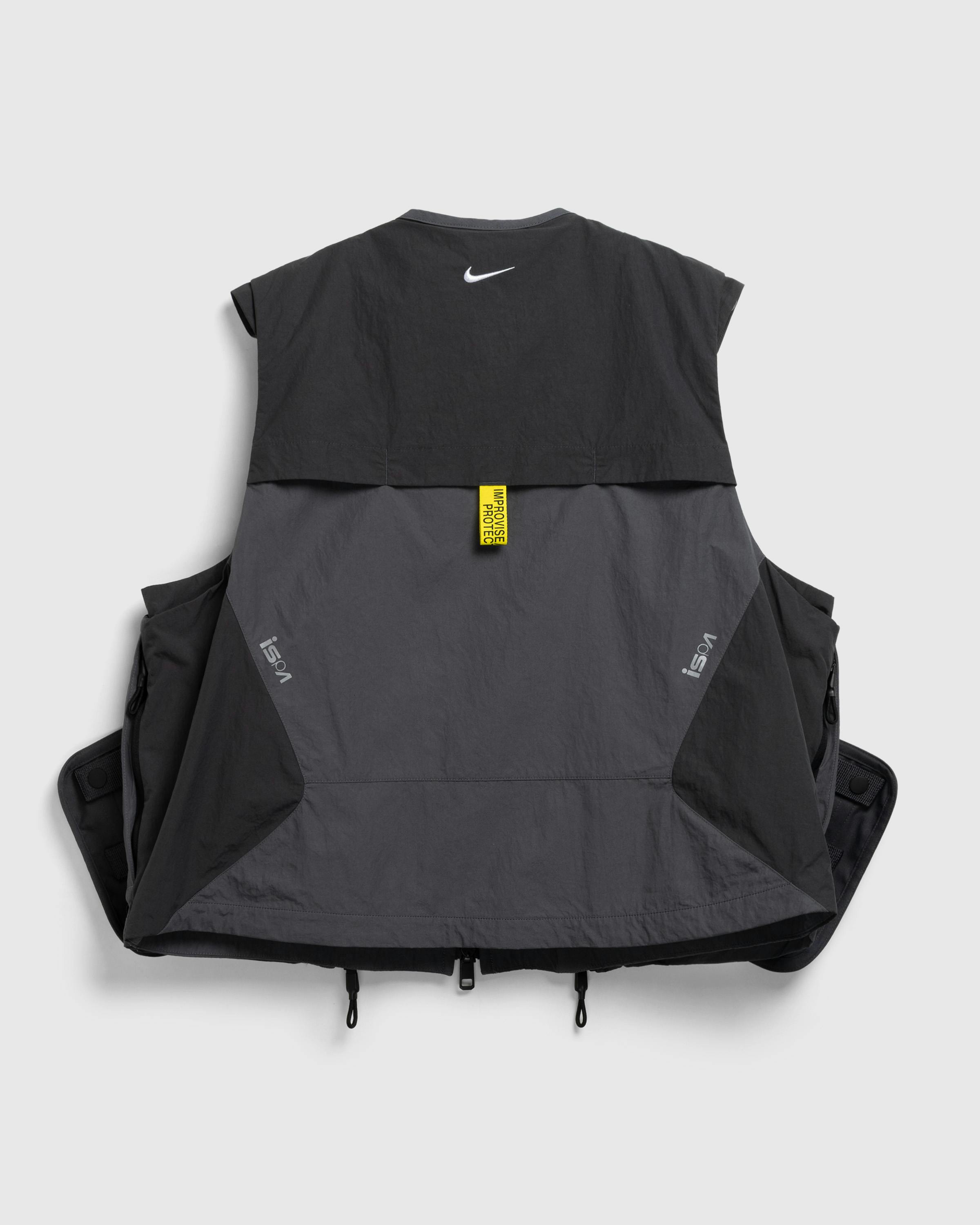 Nike – U NRG ISPA Mille Vest - Tank Tops - Grey - Image 4