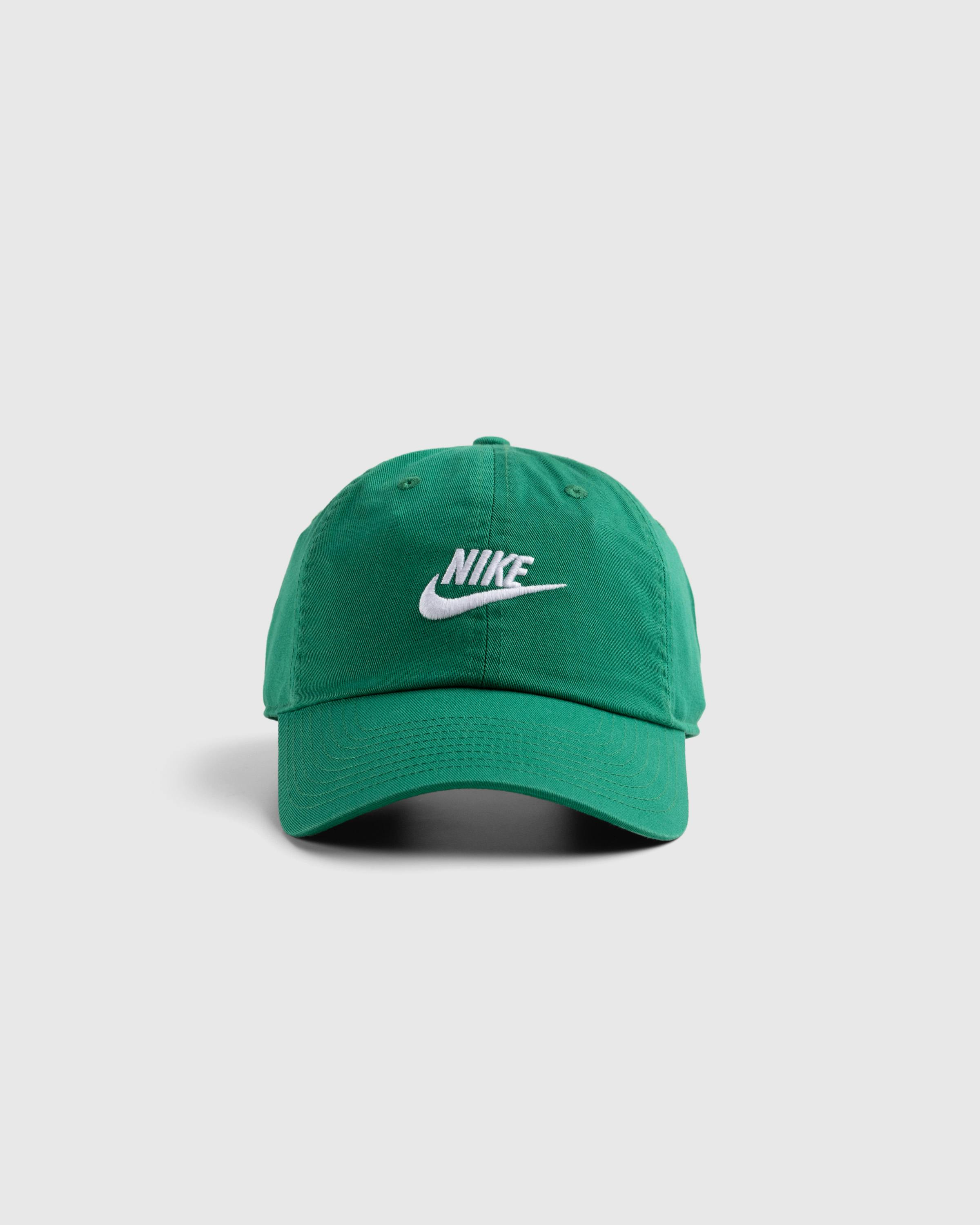 Nike – Club Unstructured Futura Wash Cap - Caps - Green - Image 5