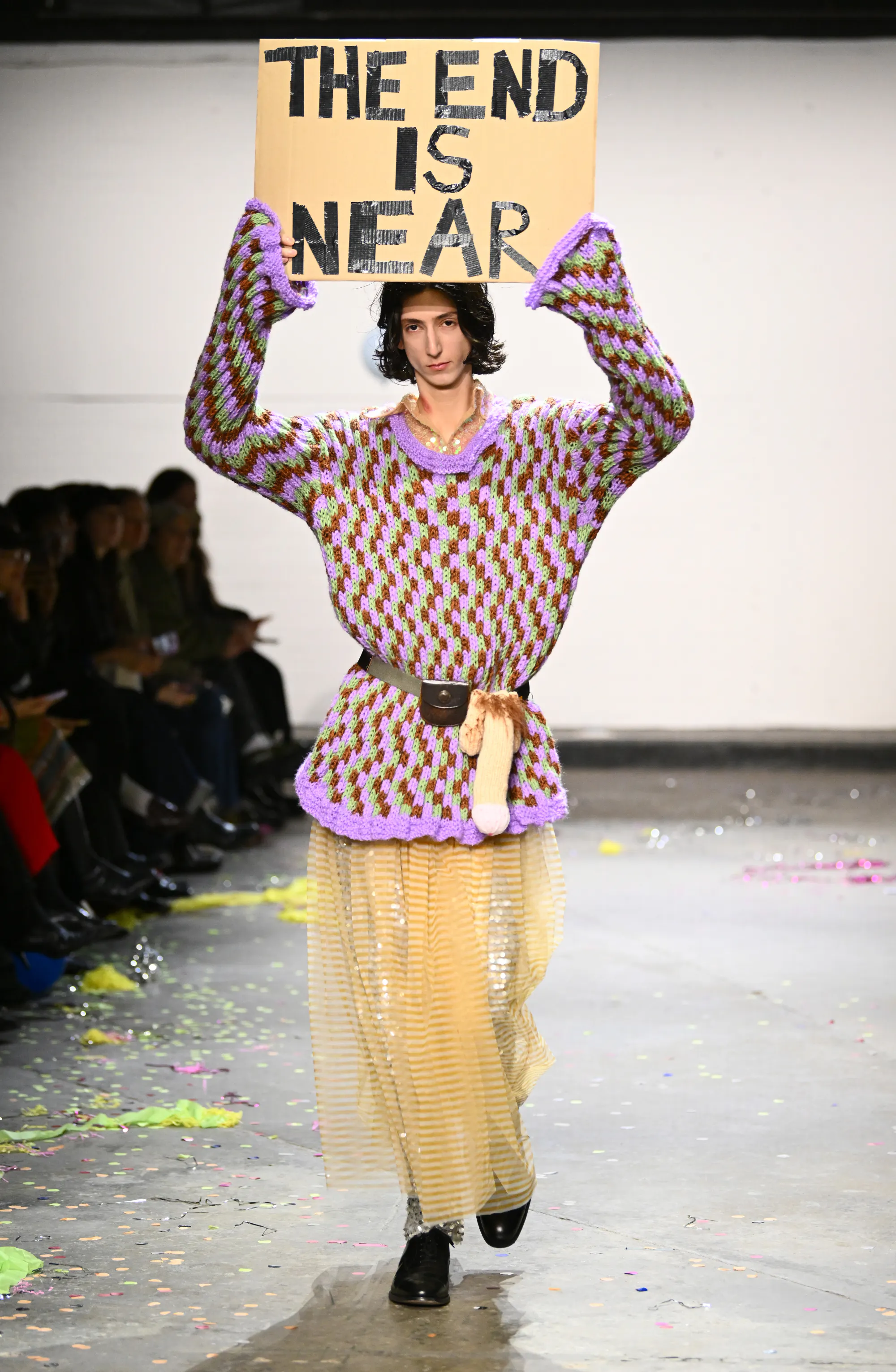 London Fashion Week 2025 Recap Trends Menswear Womenswear Dilara Findikoglu SS Daley Burberry Daniel Lee Simone Rocha