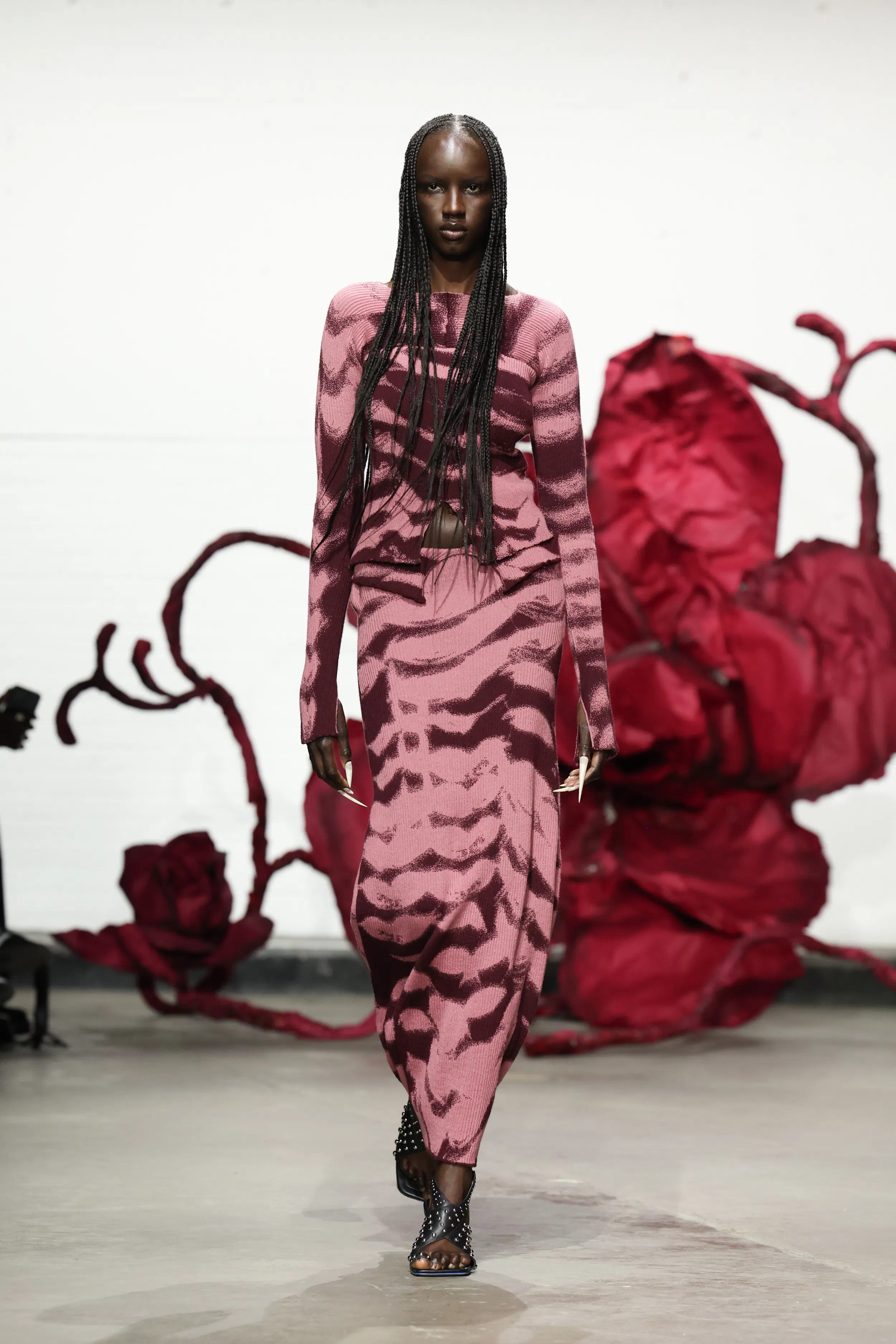 London Fashion Week 2025 Recap Trends Menswear Womenswear Dilara Findikoglu SS Daley Burberry Daniel Lee Simone Rocha