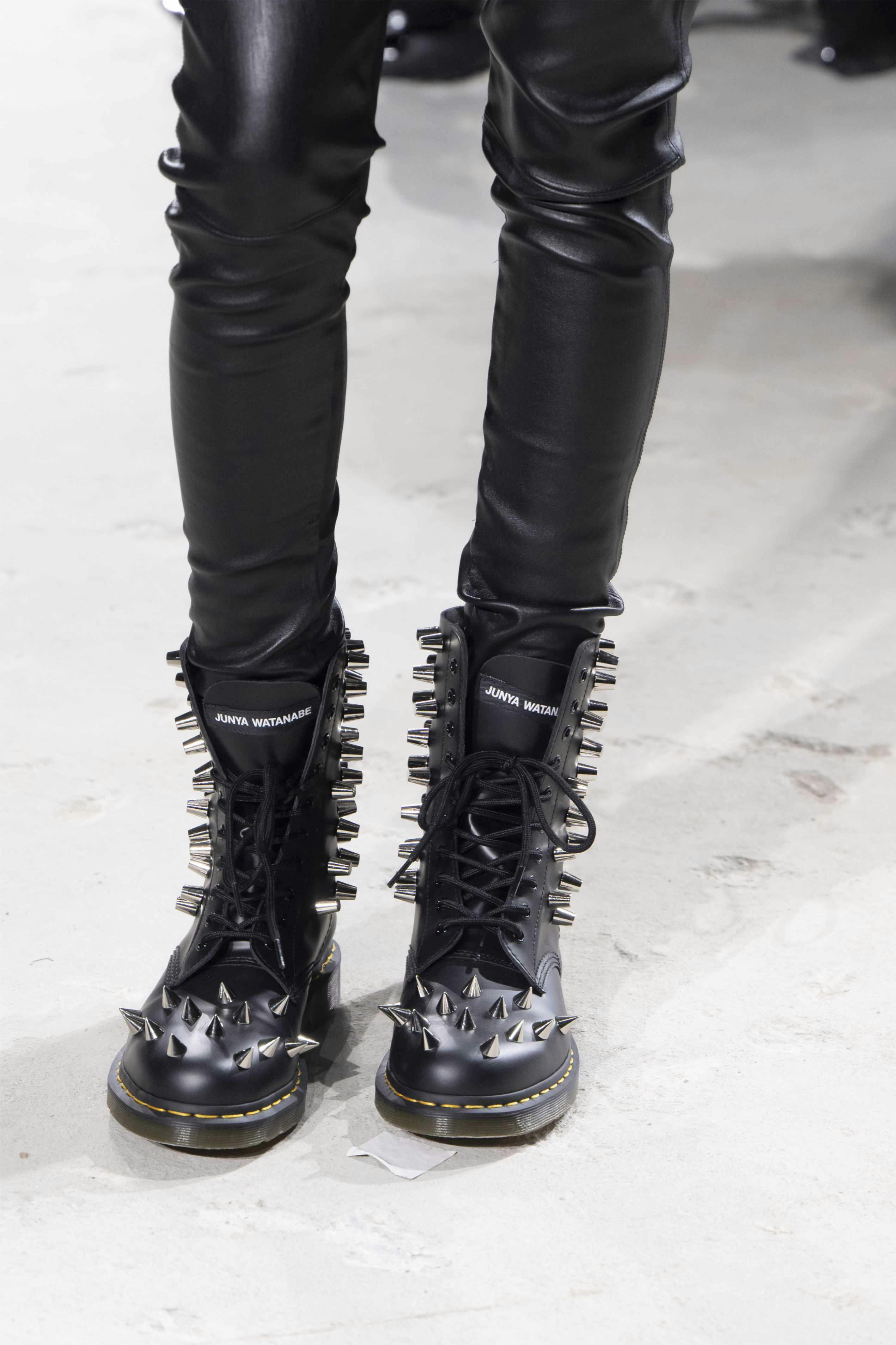 junya watanabe dr martens boots