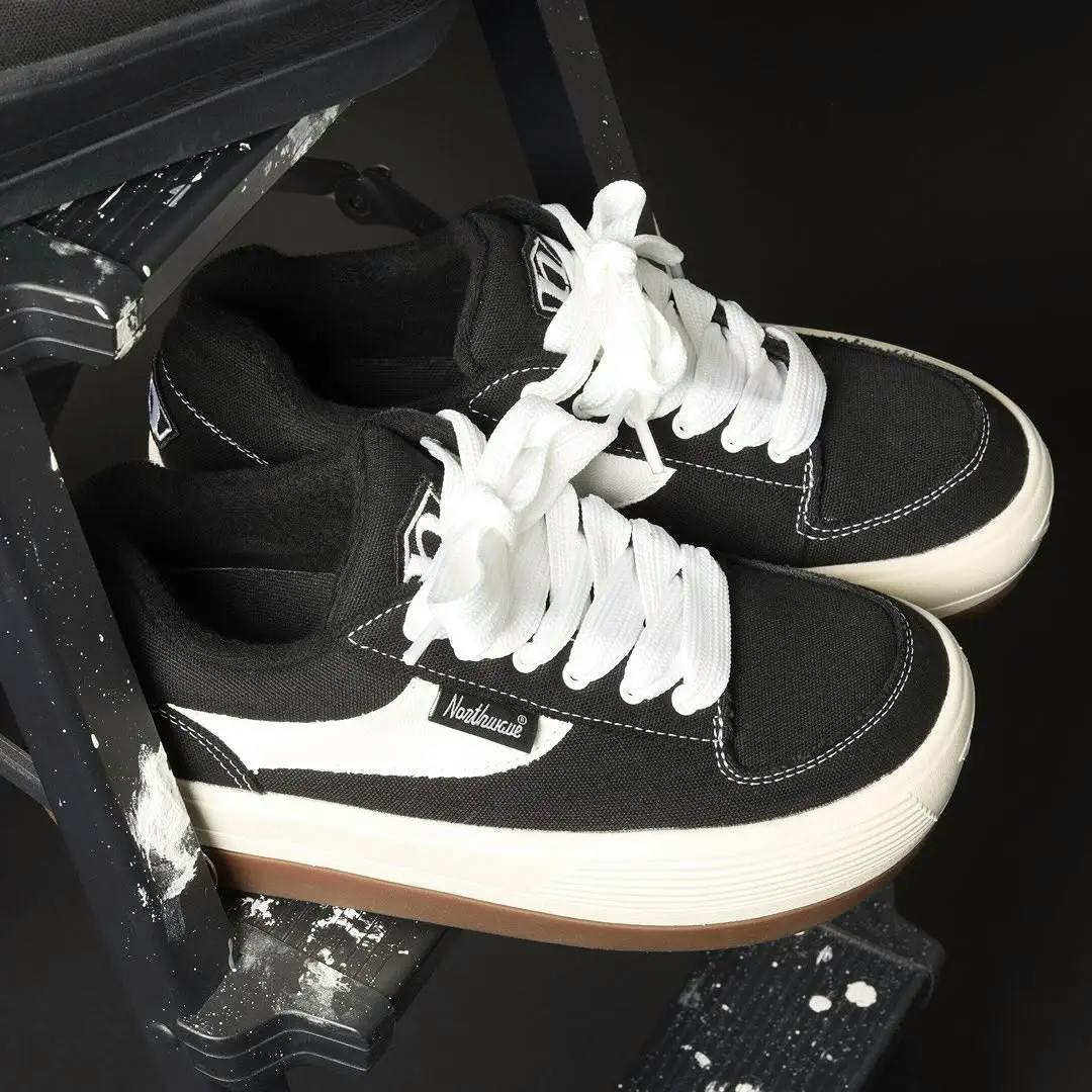 northwave espresso sneaker in black and white