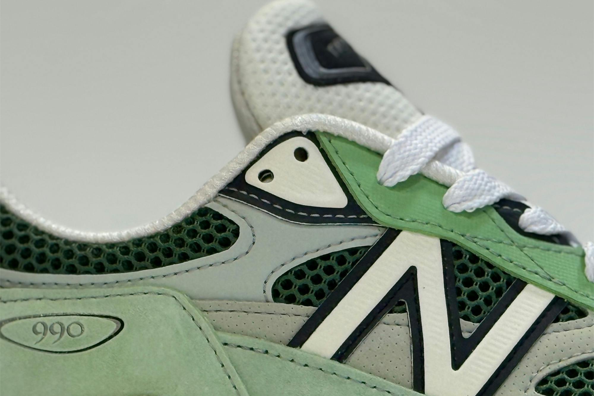 new balance 990v6 avocado