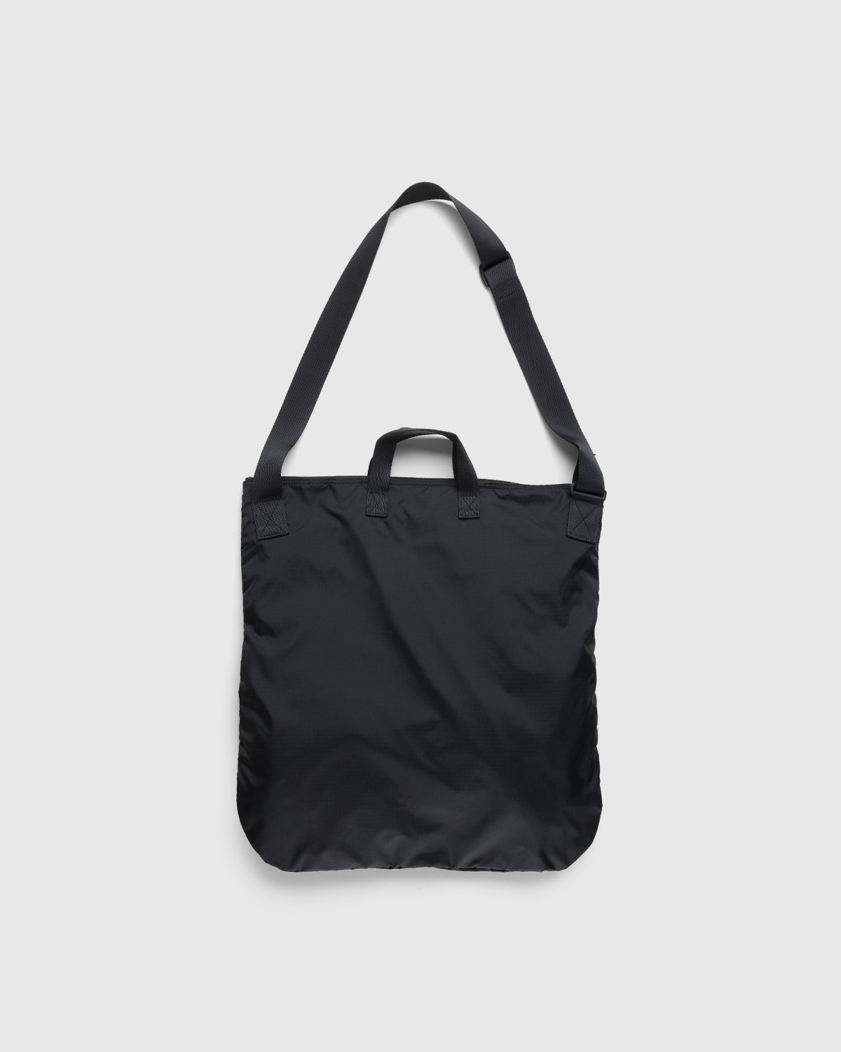 Porter-Yoshida & Co. – Flex 2-Way Helmet Bag Black | Highsnobiety Shop