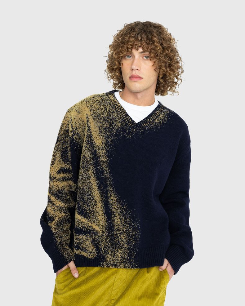 Maison Margiela – Wool V-Neck Sweater Navy | Highsnobiety Shop