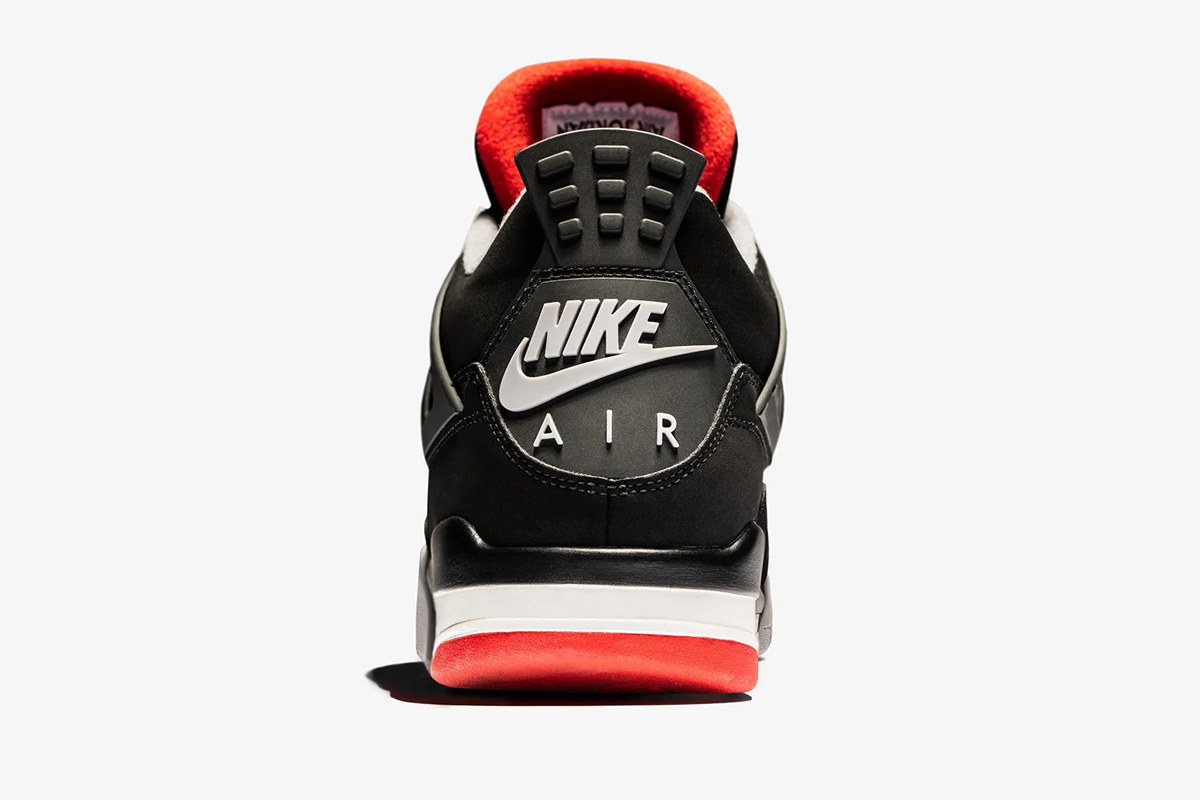 grano Dar derechos financiero Nike Compares All 5 Versions of the Nike Air Jordan 4 “Bred”