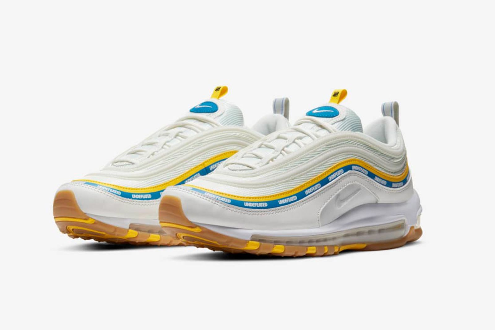 suelo Perder Hacer bien UNDEFEATED x Nike Air Max 97 White/Gold: Where to Buy Tomorrow