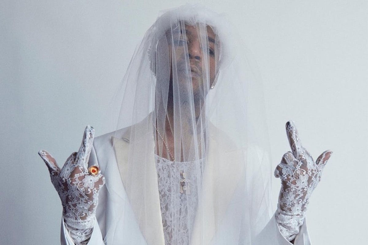 Kid Cudi Wears a ERL Wedding Dress to the CDFA Fashion Awards