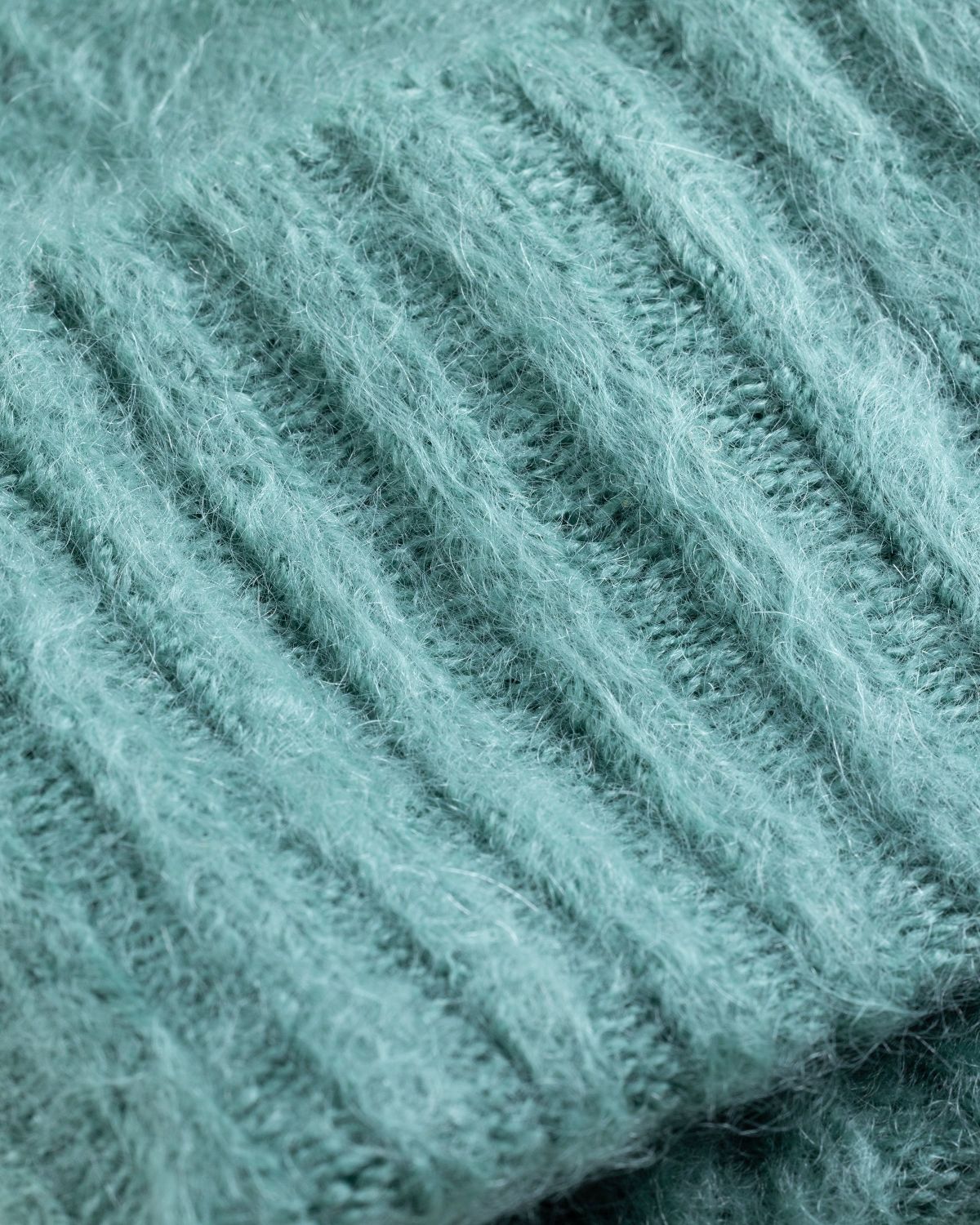 Auralee – Brushed Super Kid Mohair Beanie Jade Green