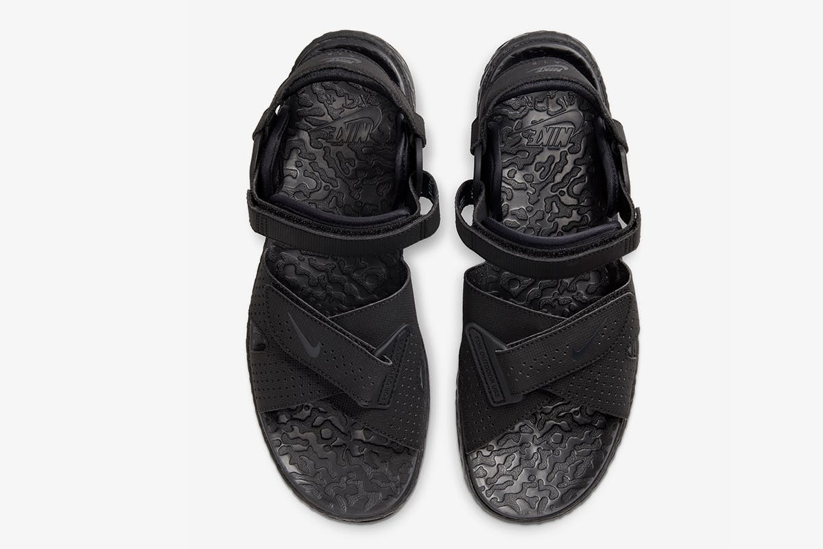 Nike Air Deschutz Sandal: Official Images & Release Info