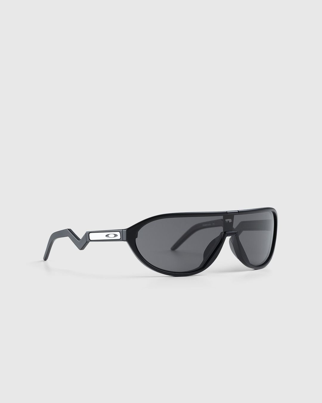 Oakley – CMDN Prizm Grey Lenses Matte Black Frame | Highsnobiety Shop