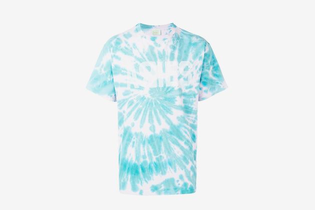 Learn Where to Buy & How to Wear Tie-Dye on 'Itemized'