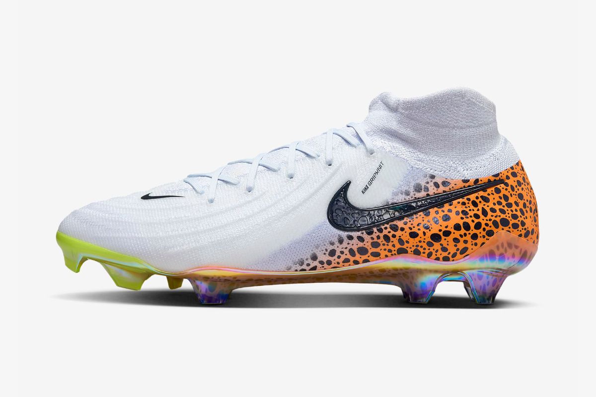 Really cool soccer cleats online