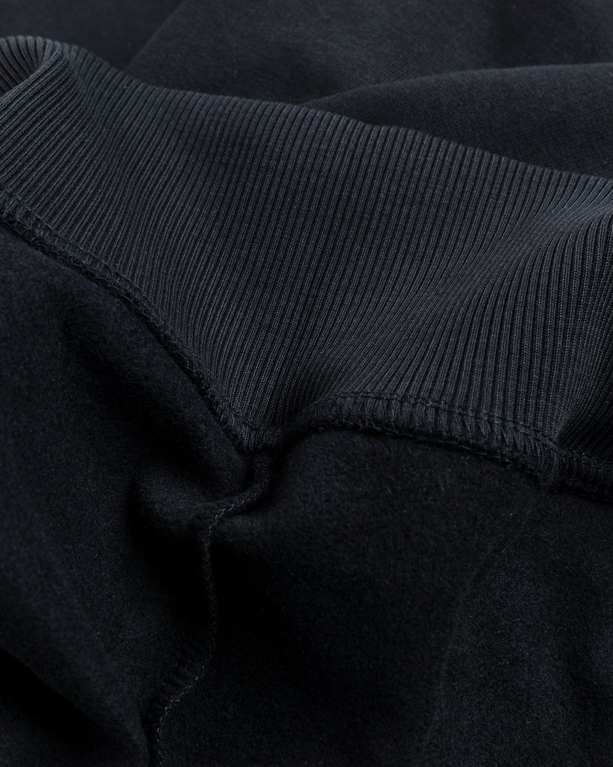 The North Face – Oversized Essential Hoodie Black | Highsnobiety Shop