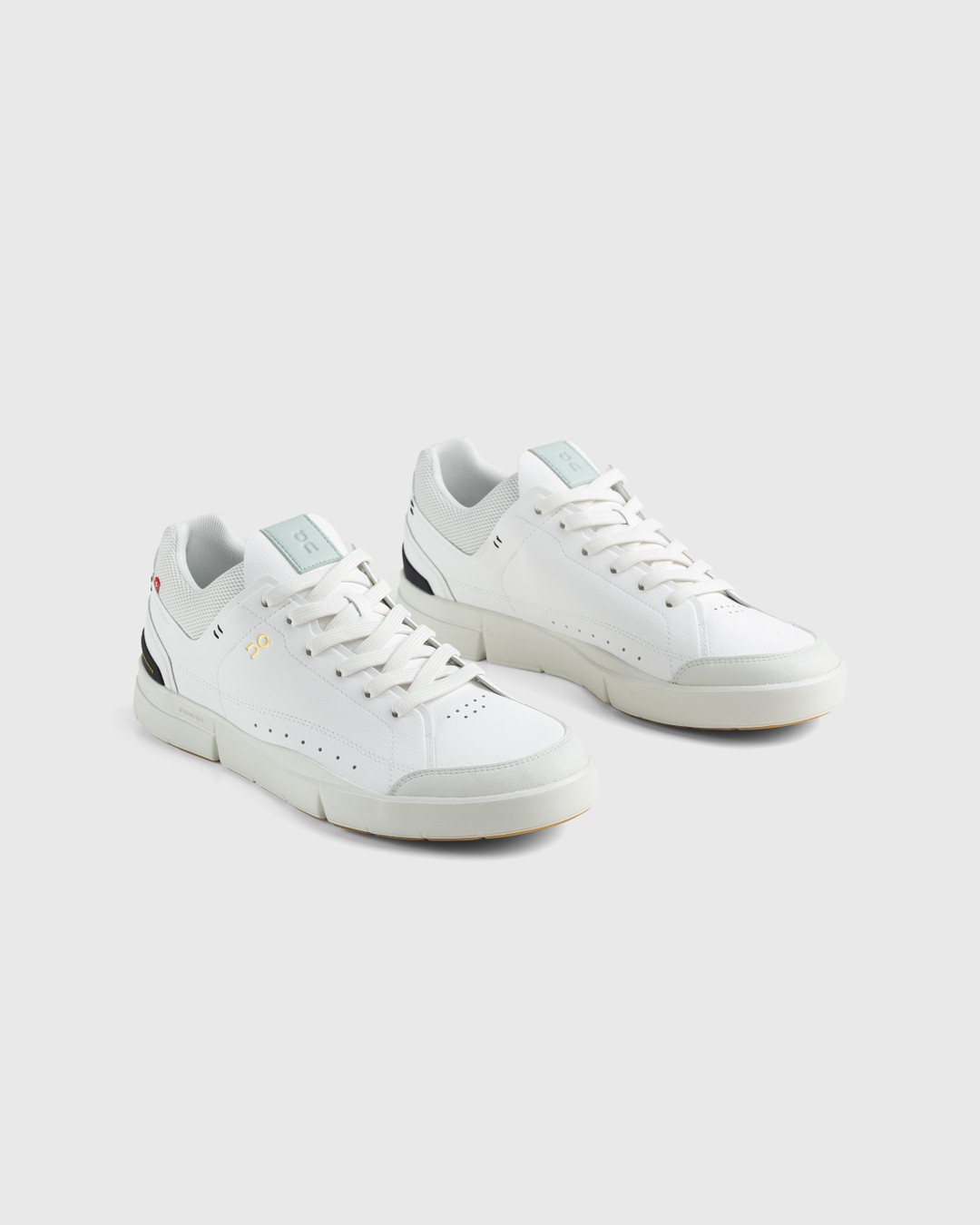 On – THE ROGER Centre Court White/Surf | Highsnobiety Shop