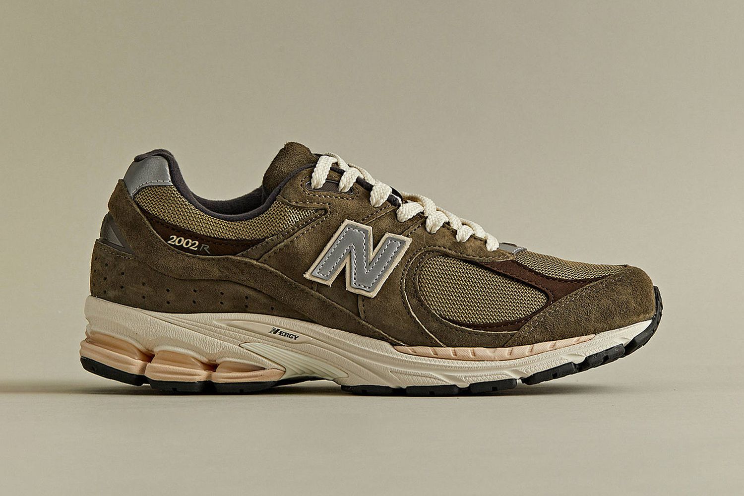 Sureste Predicar Zanahoria The 13 Best New Balance Sneakers Available to Buy Right Now