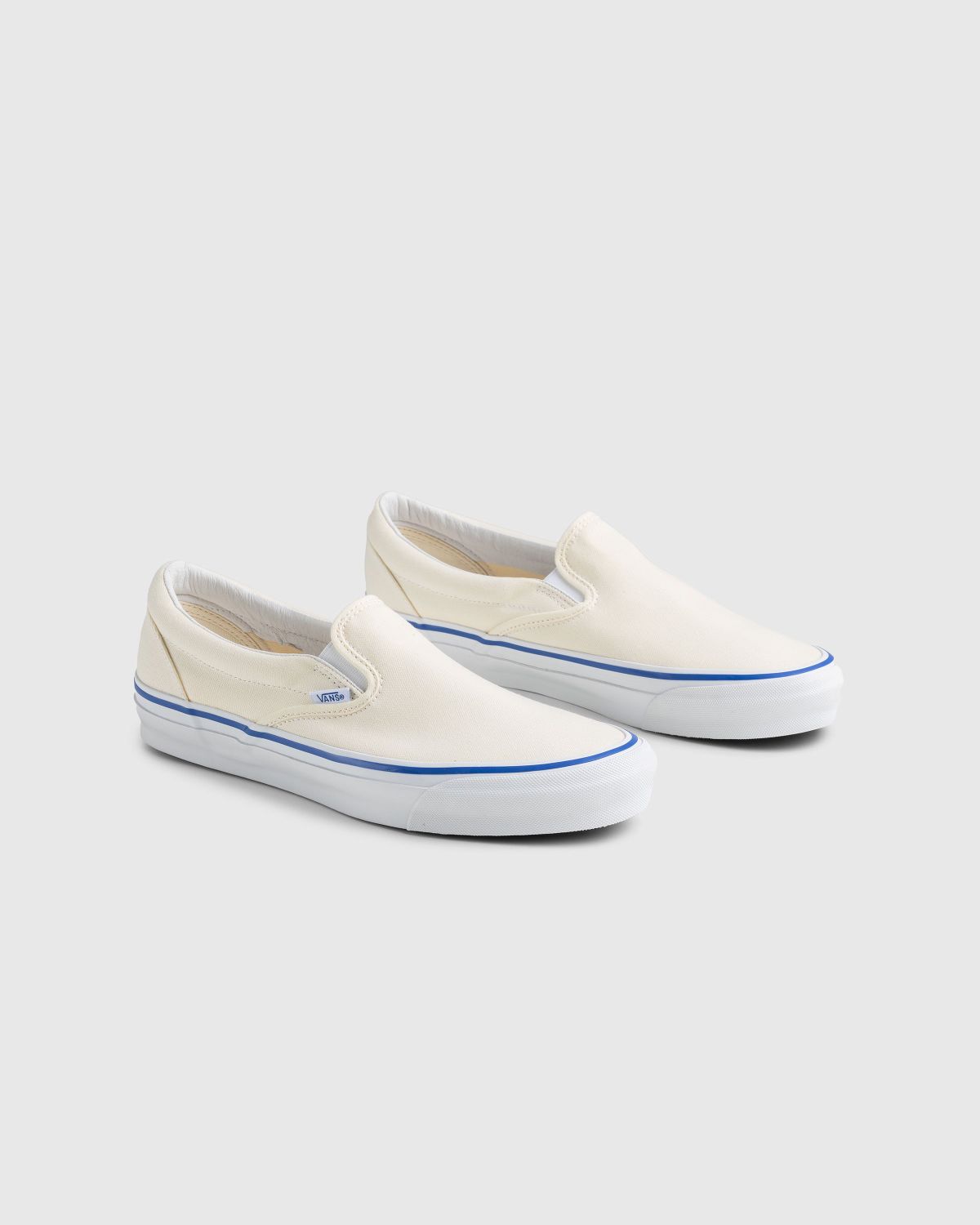 Vans Classic Slip-On Sneakers
