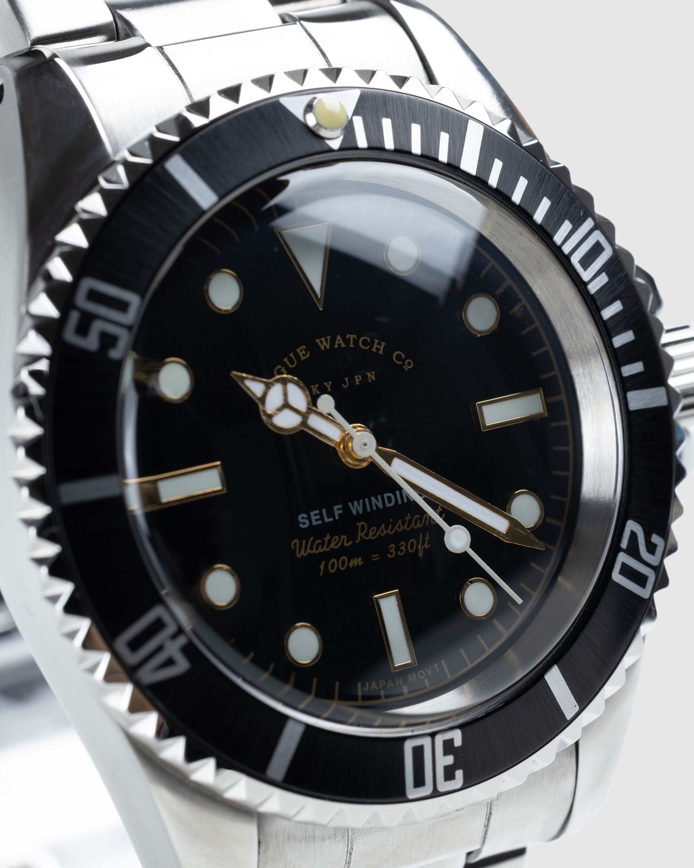 Vague Watch Co. – Grey Fad Depths Black | Highsnobiety Shop