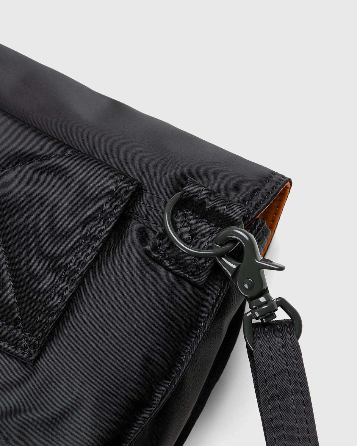 Porter-Yoshida & Co. – Tanker Clip Shoulder Bag Black