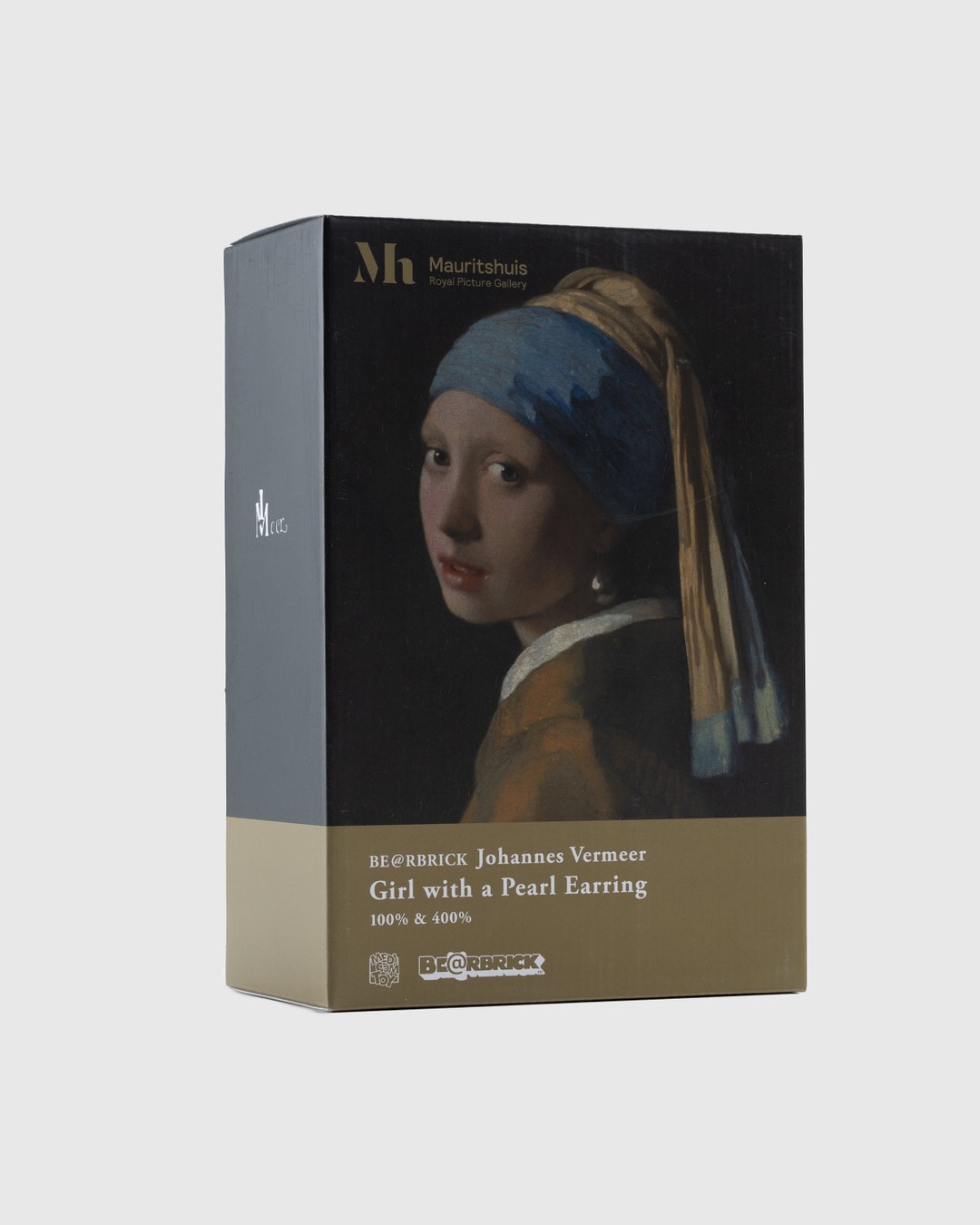 Bearbrick Johannes Vermeer (Girl with a Pearl Earring) 100% & 400