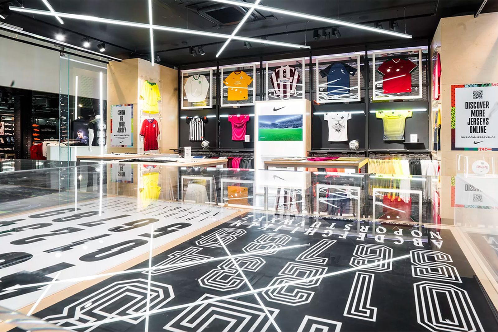 Nike's New Digital Retail Integration Enhance How We Shop