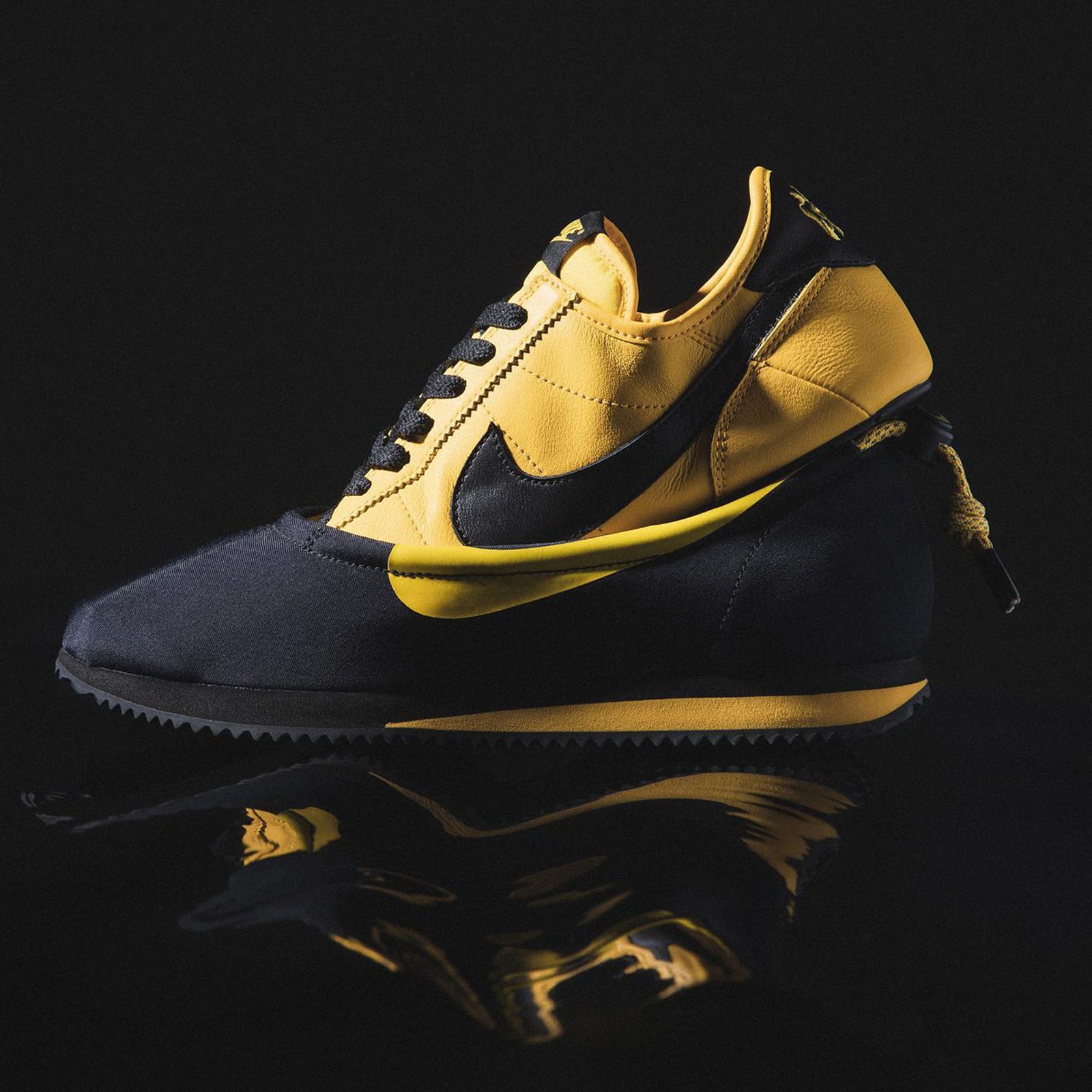 colisión Ocurrir Limo CLOT's Nike Cortez To Drop in Black/Yellow Scheme