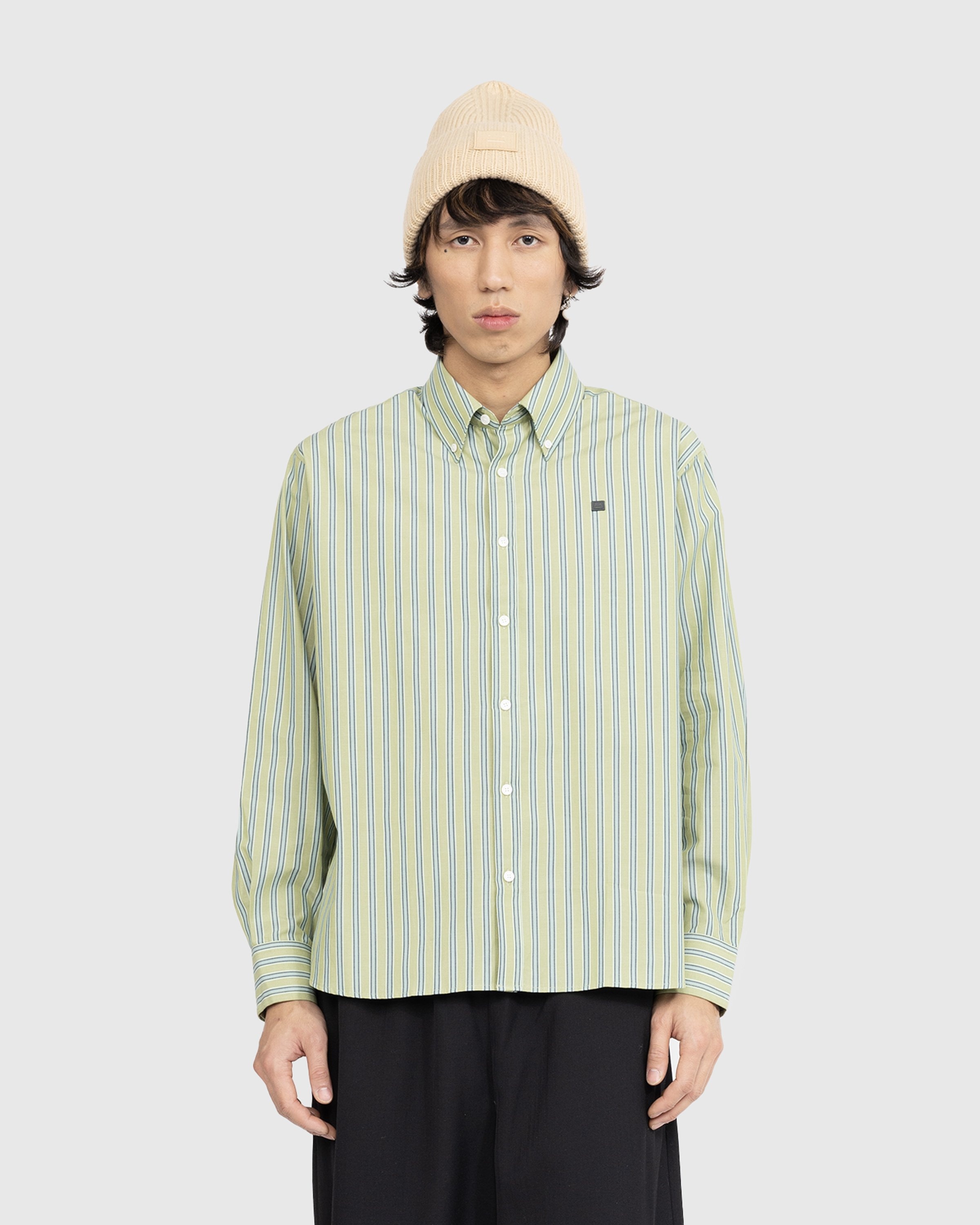 Supreme Small Box Shirt (White) All cotton with button down collar and  embroidered logo patch on chest.