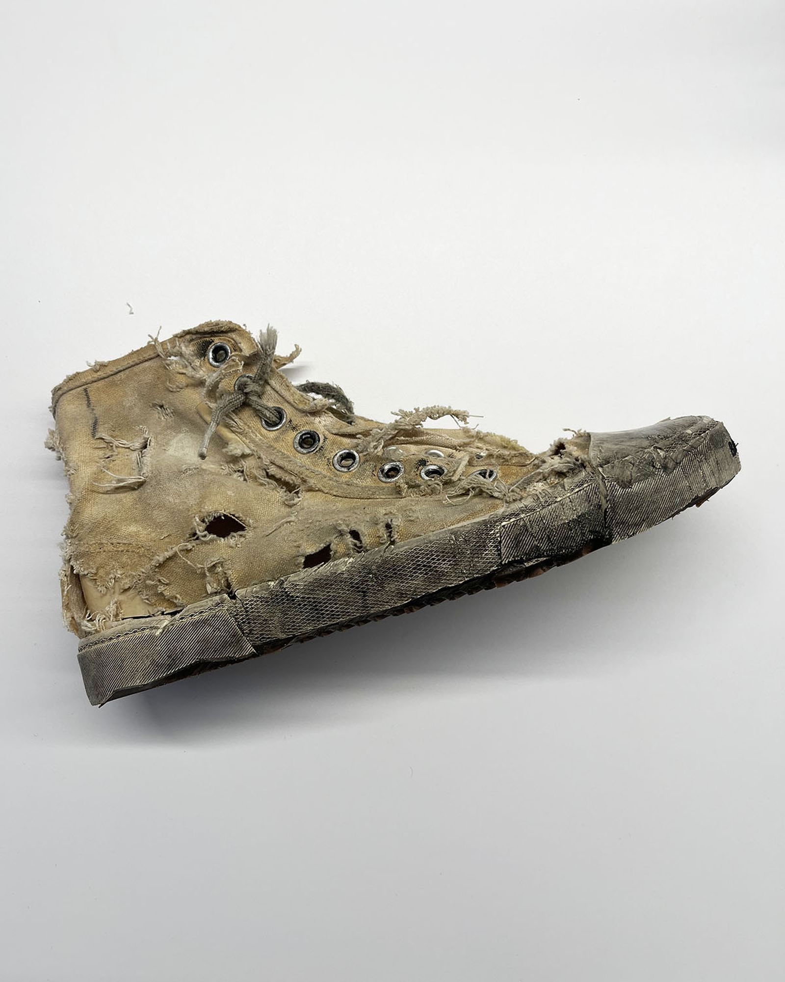 Balenciaga Distressed Paris Sneaker Limited-Edition Release Info | vlr ...