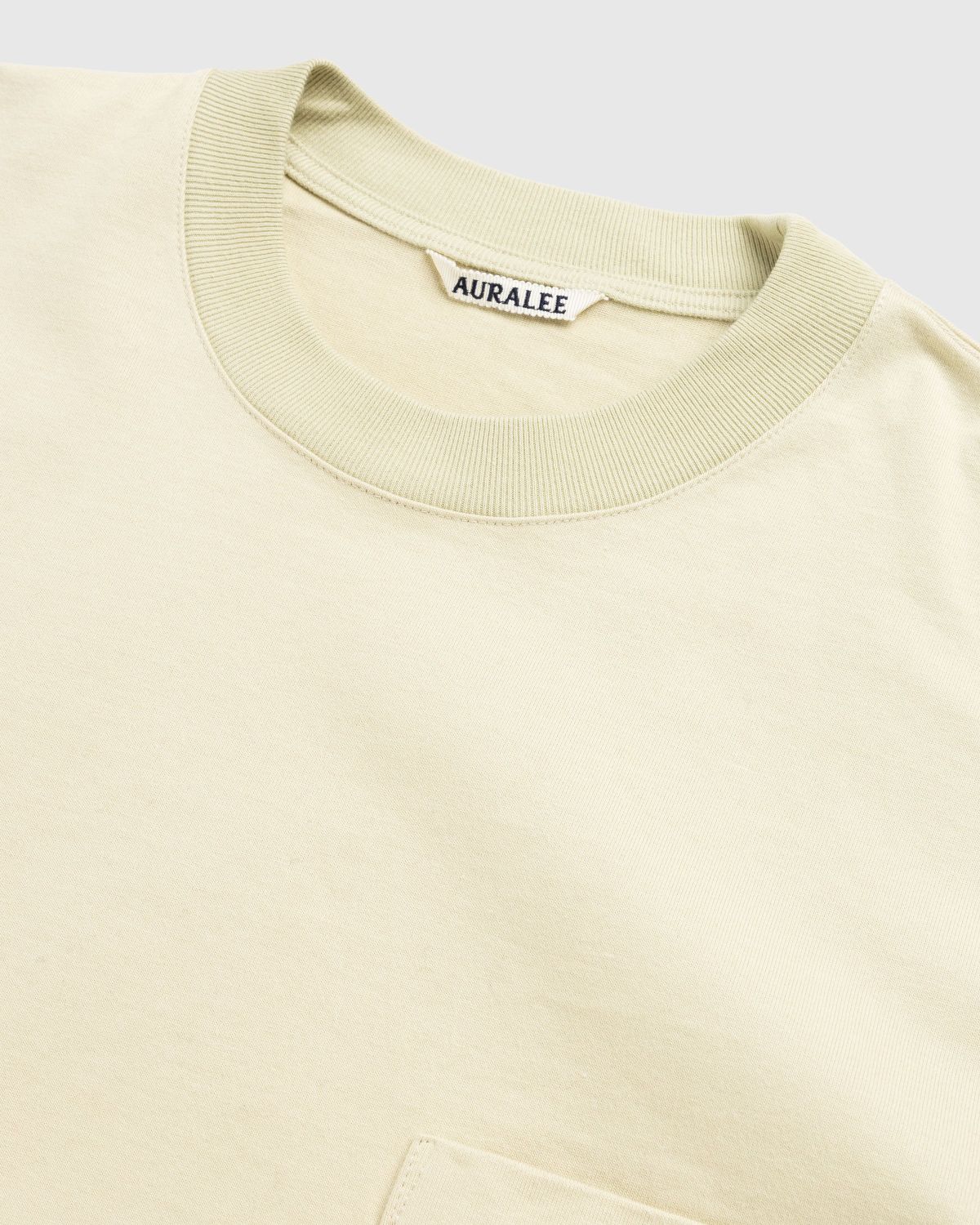 Auralee – Stand-Up Tee Green