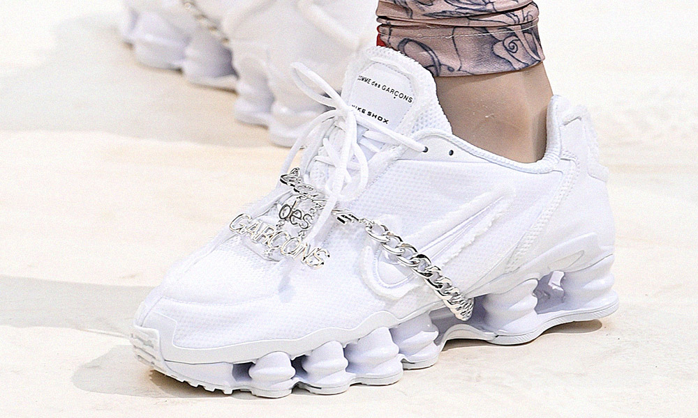 Cereal Palpitar síndrome COMME des GARÇONS x Nike Shox: Where to Buy in North America
