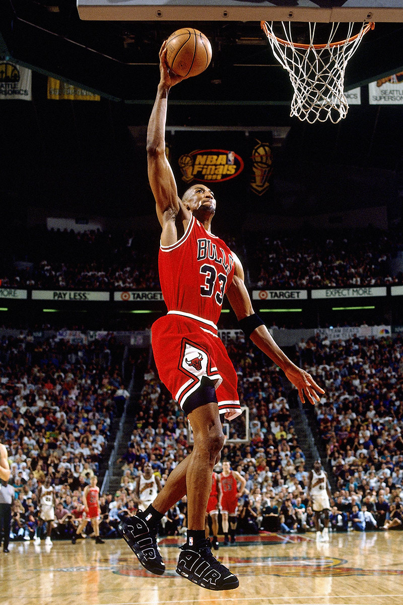 haga turismo Impedir Barry 8 Best Sneakers Scottie Pippen Wore as an NBA Player