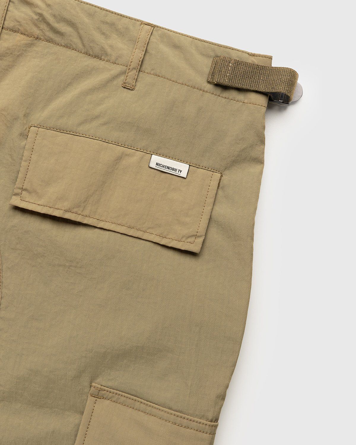 Highsnobiety – Water-Resistant Ripstop Cargo Pants Beige