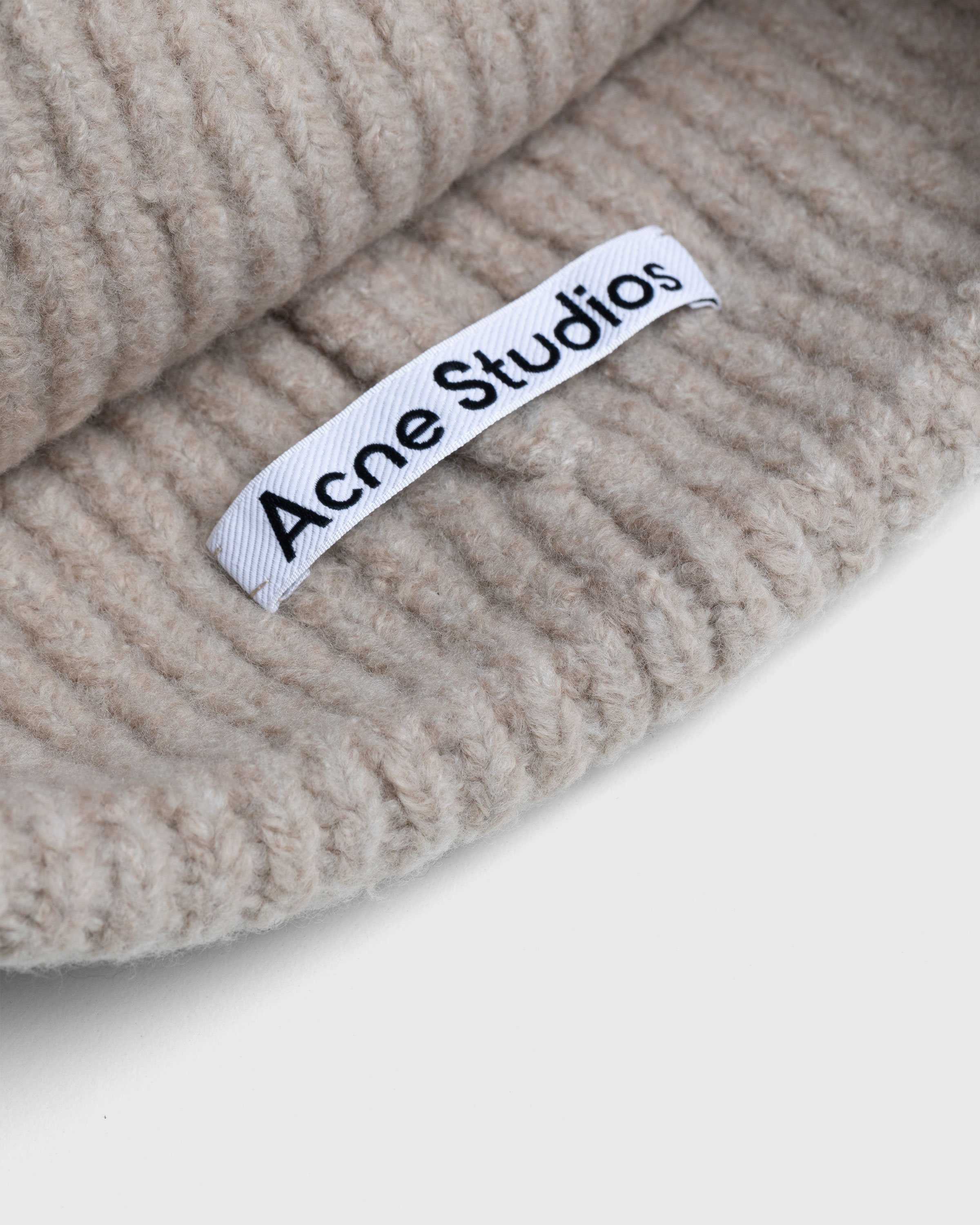 Acne Studios – Wool Blend Beanie Beige | Highsnobiety Shop