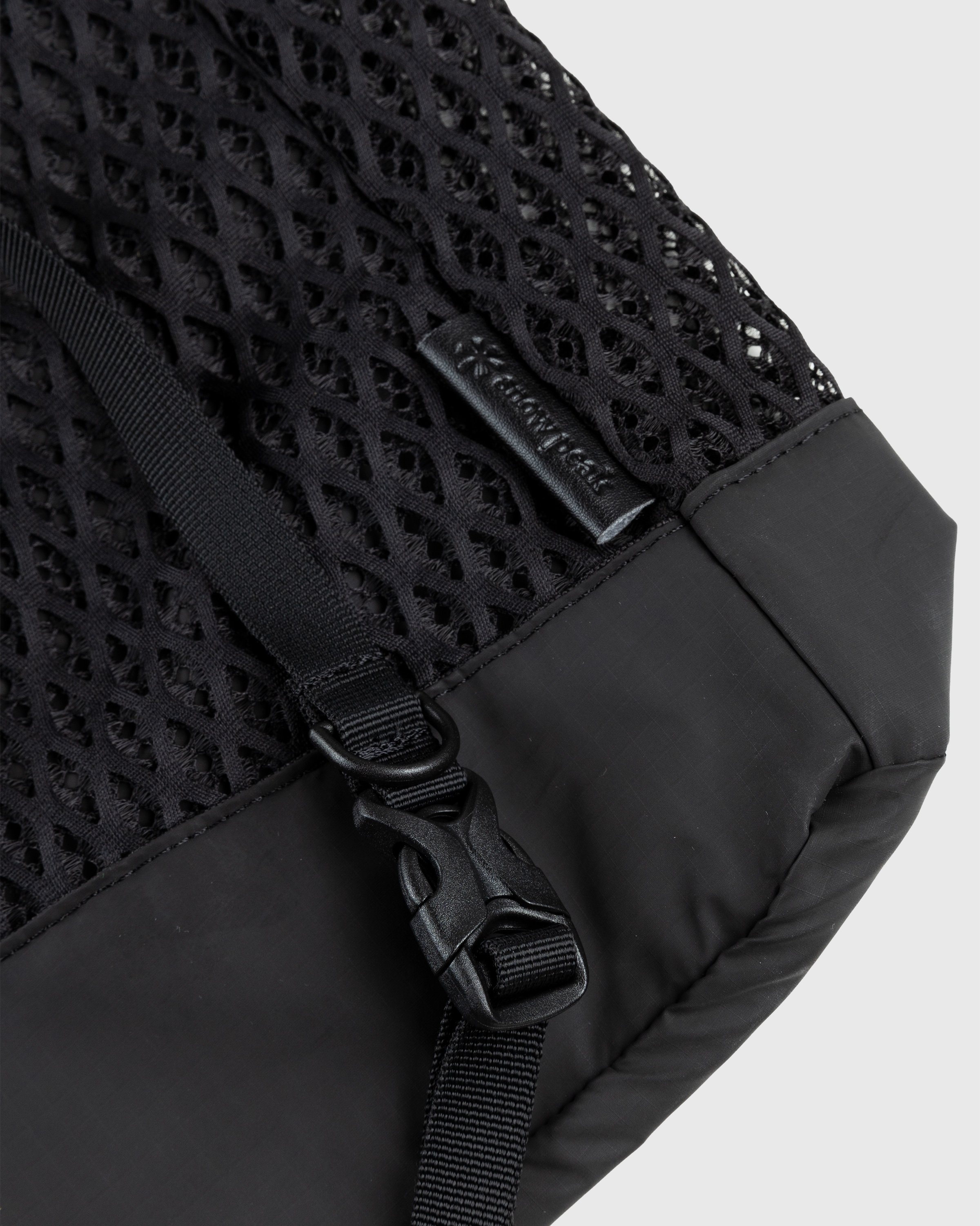 Snow Peak – Double Face Mesh Shoulder Bag Black | Highsnobiety Shop