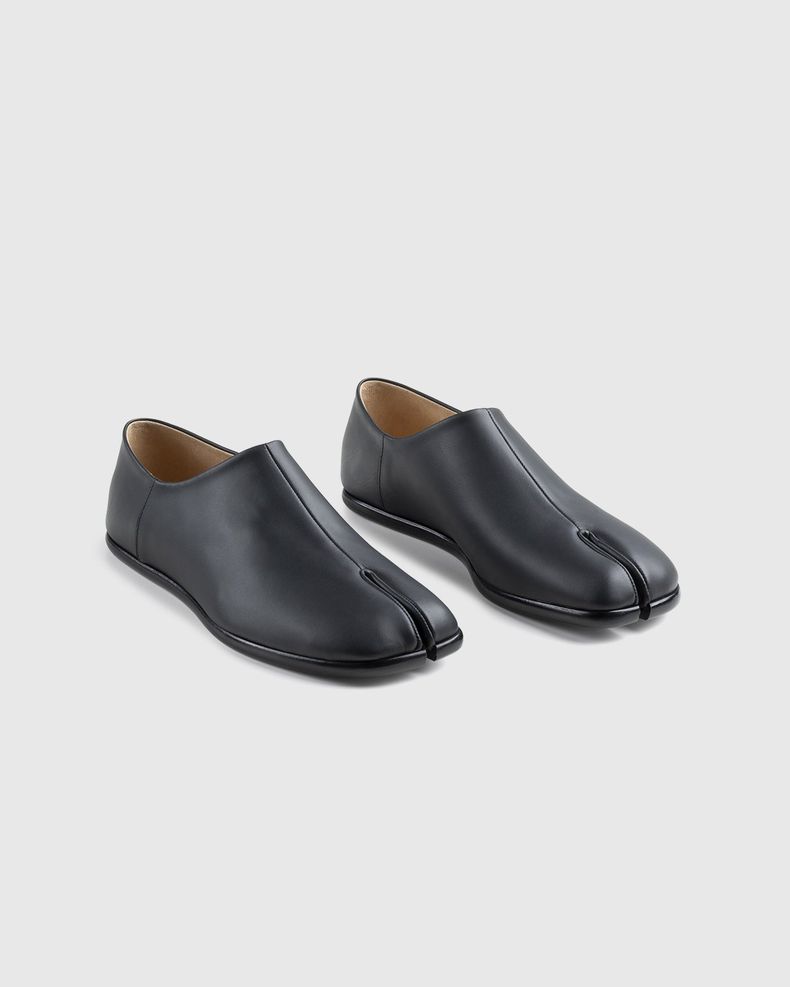 Maison Margiela – Tabi Slip On Black | Highsnobiety Shop