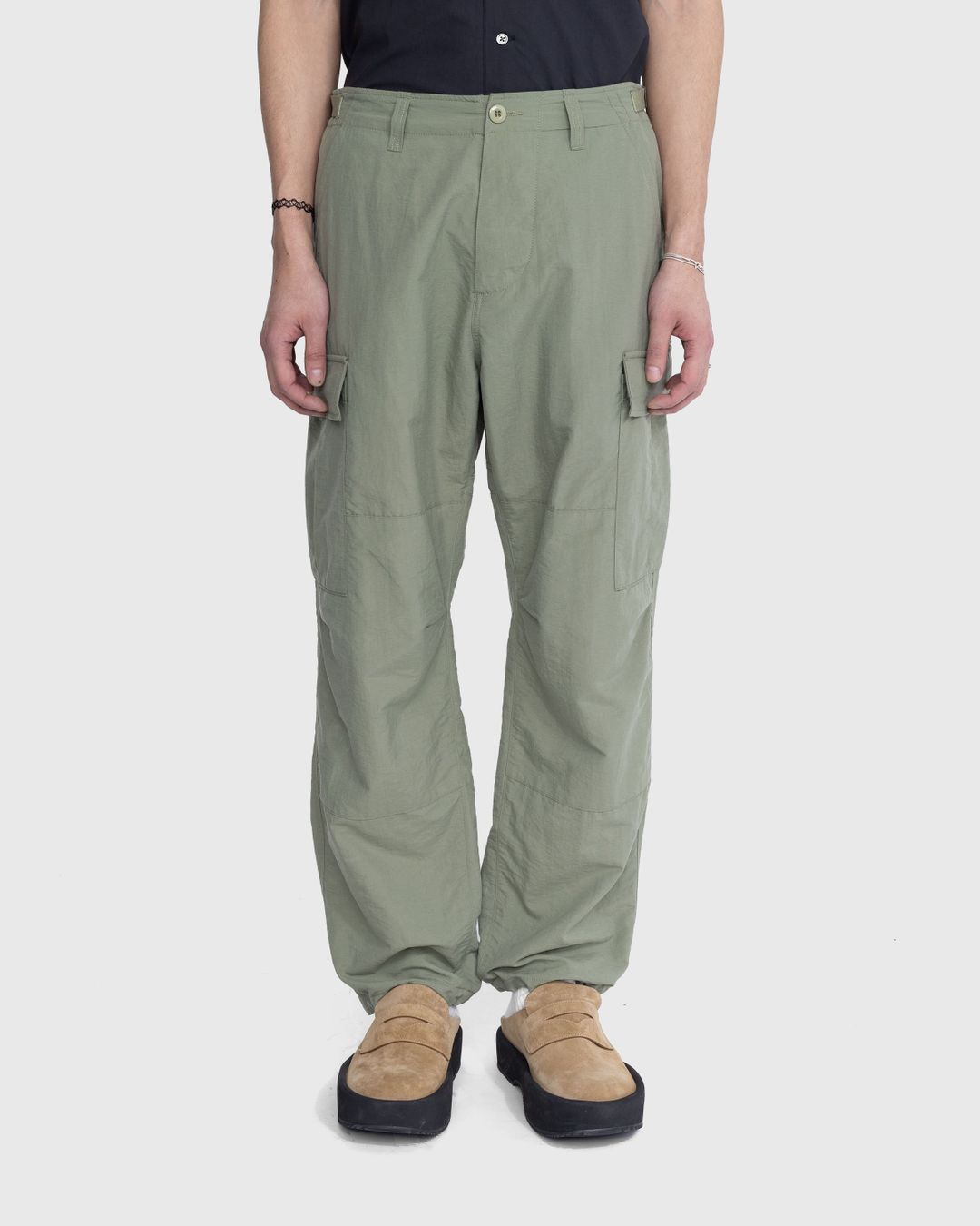 Highsnobiety – Nylon Cargo Pants Khaki | Highsnobiety Shop