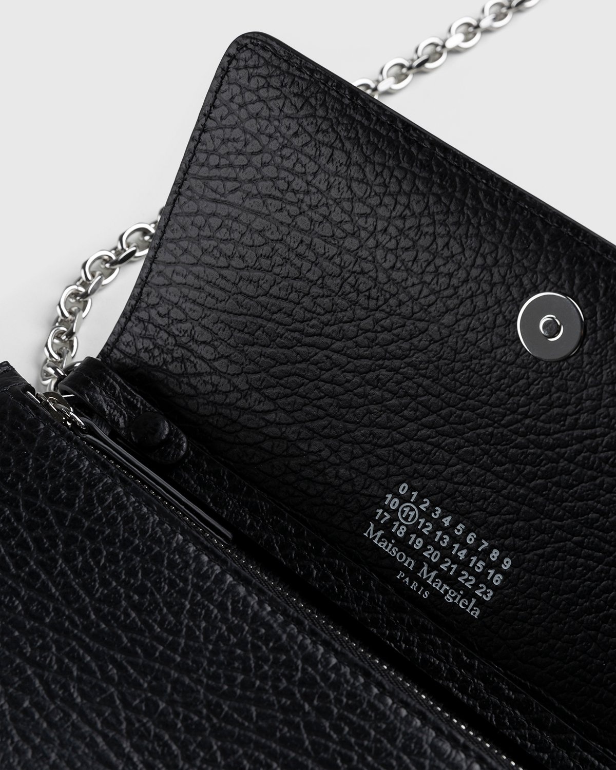 Maison Margiela – Leather Wallet With Chain Black | Highsnobiety Shop